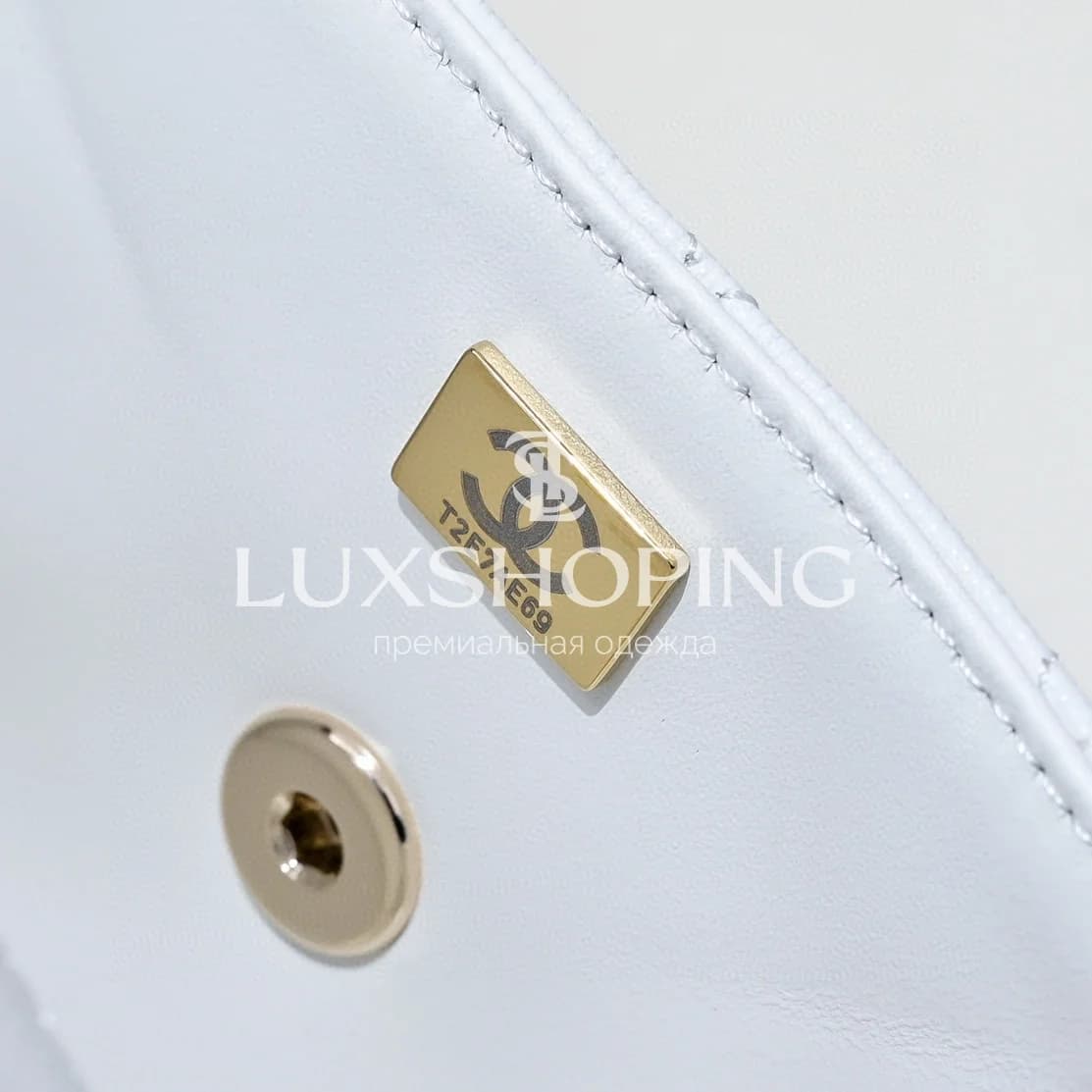 CHANEL Сумка 25S Coco Crush Handle в белом цвете 11.5 × 18 × 7 см  (Small) - фото 2