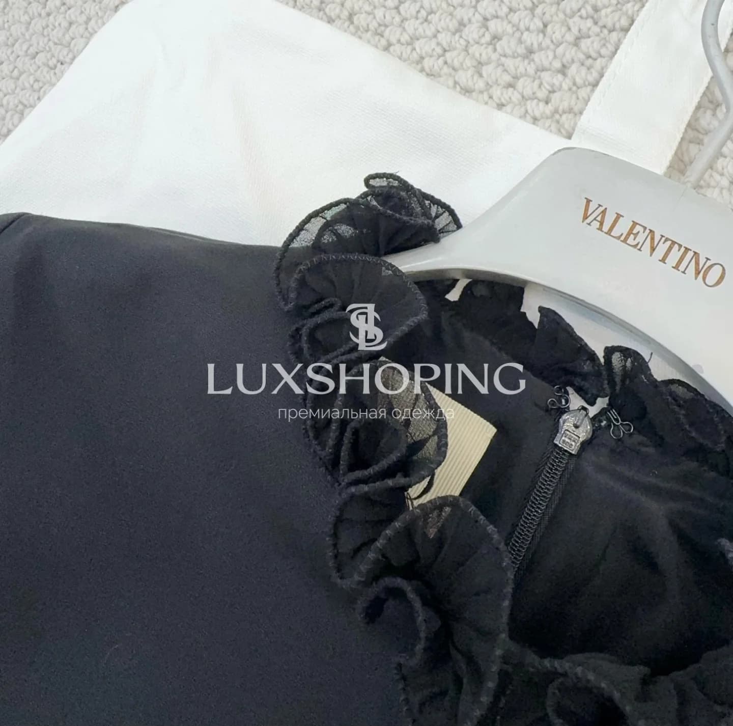 Valentino Мини-платье из шелкового крепа с рюшами - фото 5