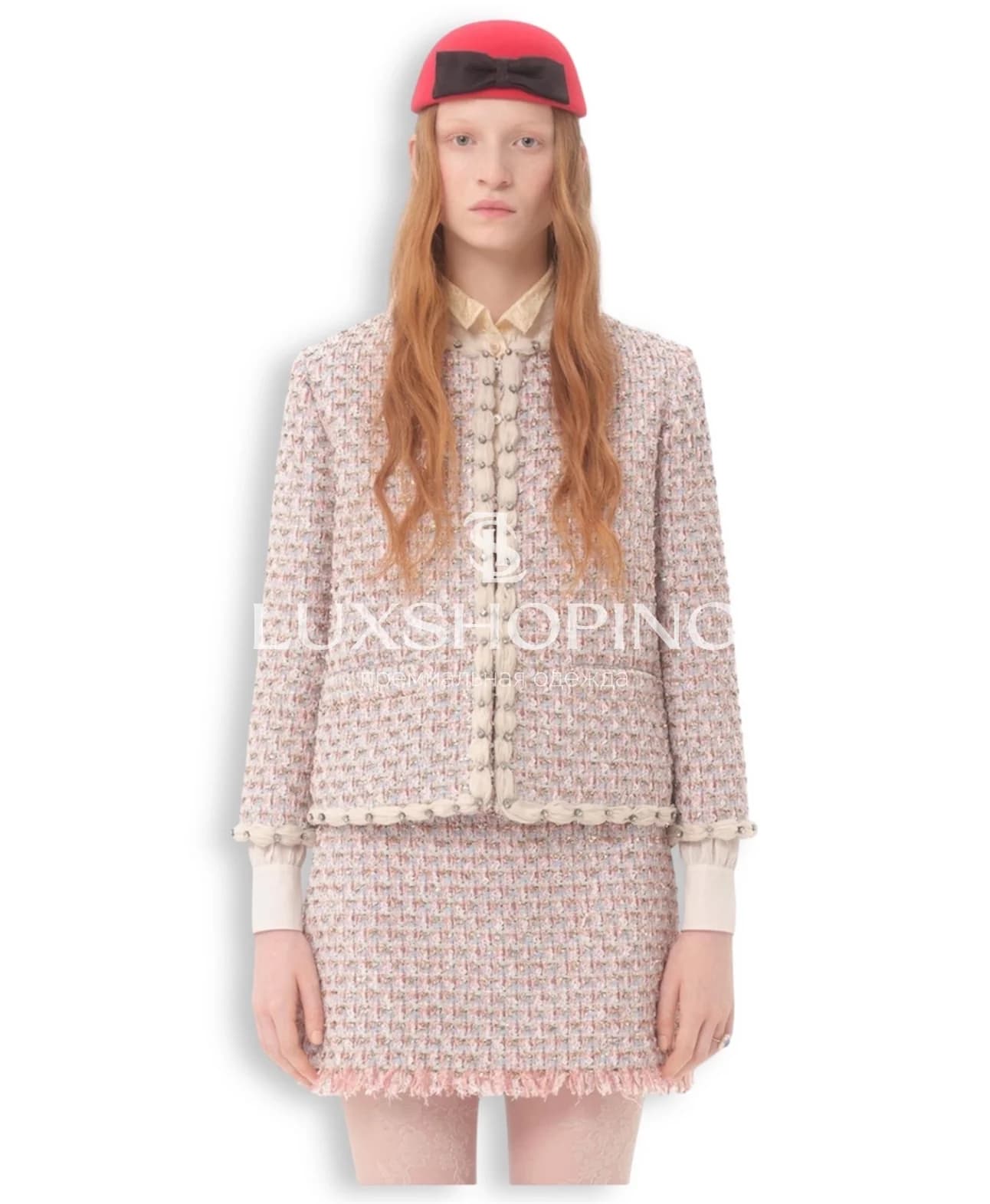 Комплект Valentino: твидовая куртка с жемчужными пуговицами и юбка с бахромой