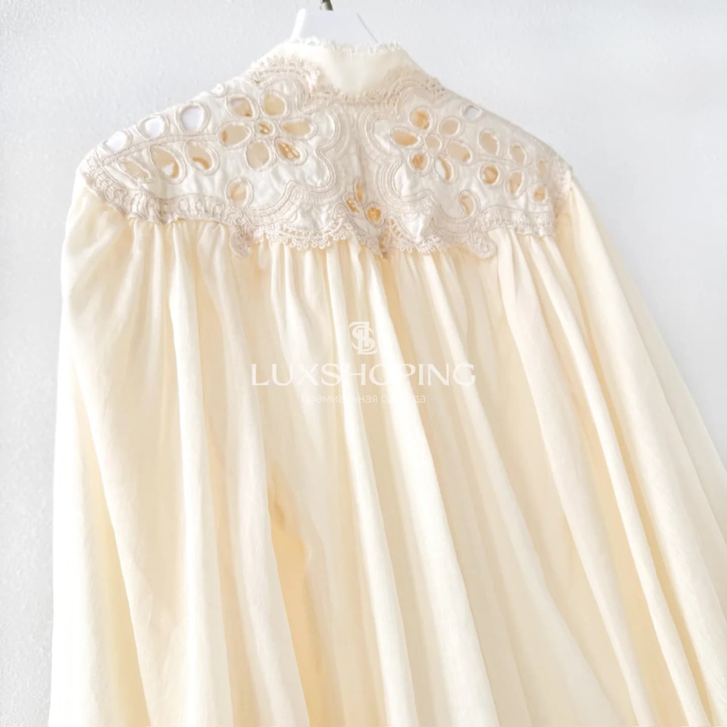 Zimmermann Кремовая блуза Coco с вышивкой и объемными рукавами - фото 13