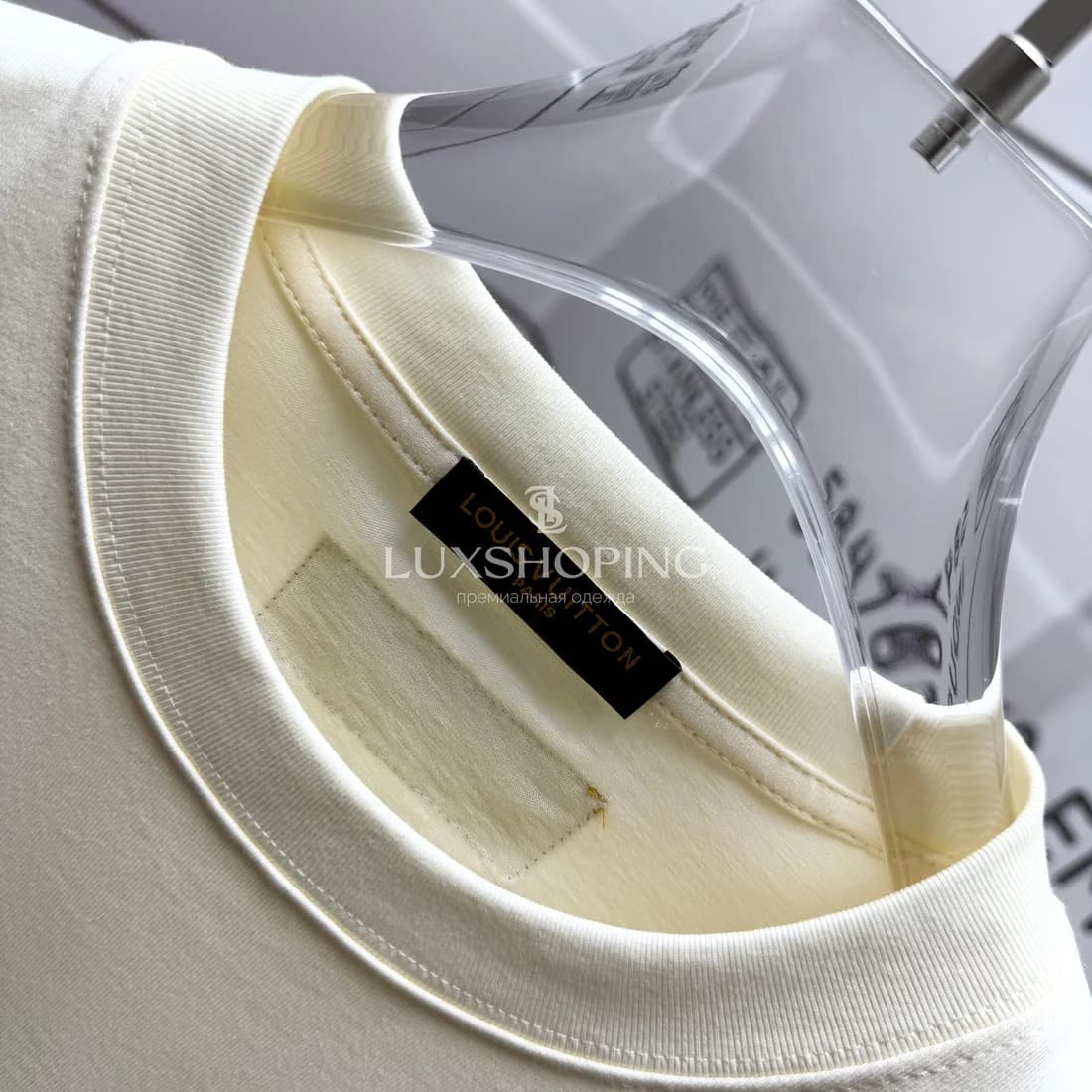 Футболка LV fut12 - фото 4