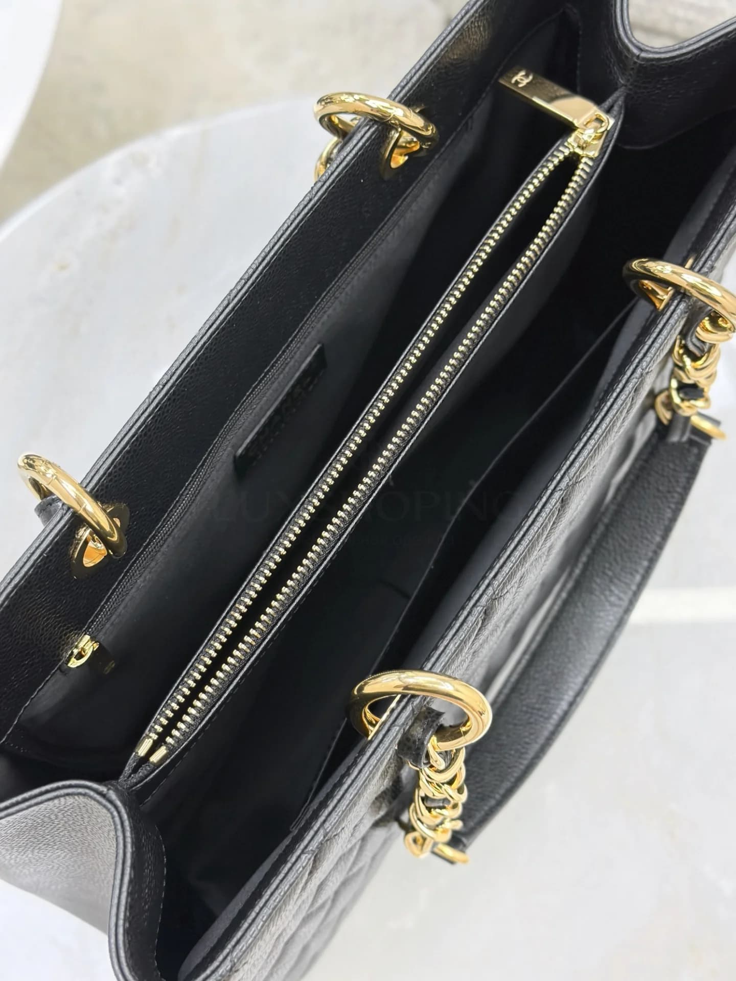 Сумка Chanel Grand Shopping Tote 34х25х13 см черная золото - фото 10