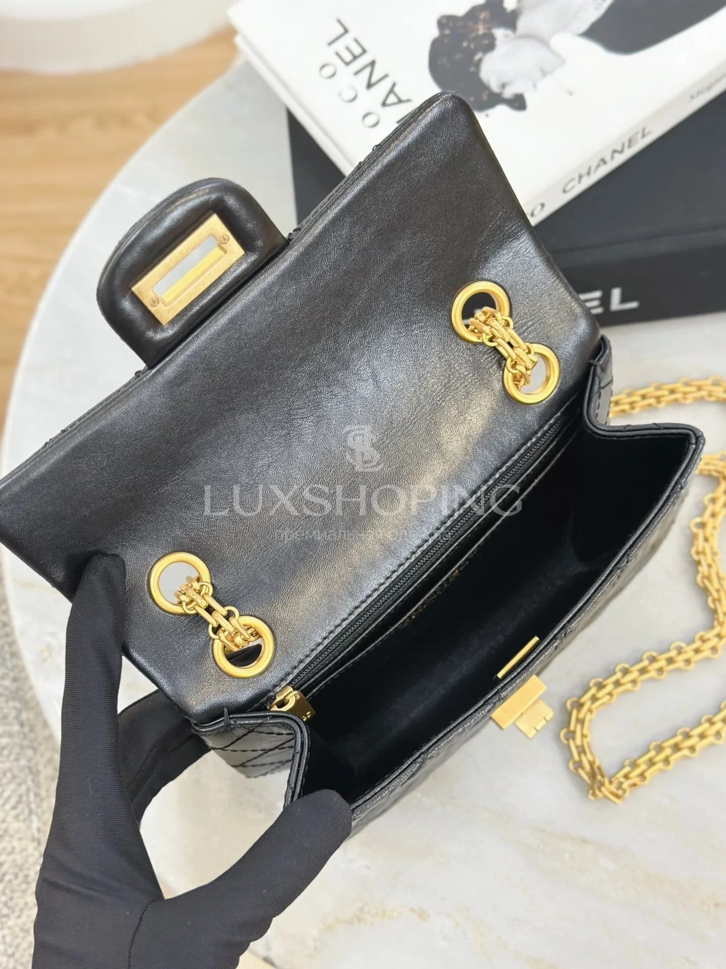 Сумка Chanel 2.55 черная мини 15.5х20х6 см - фото 9