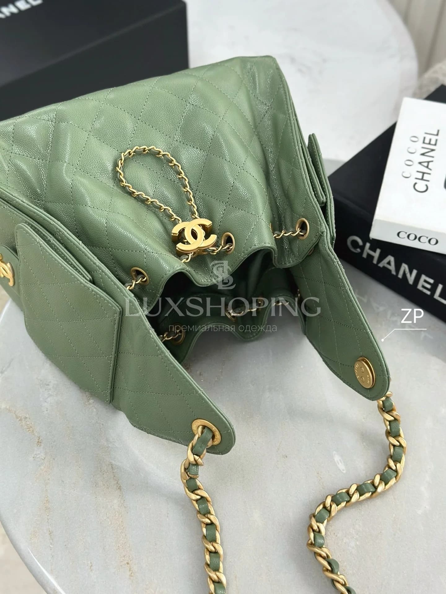 CHANEL 25C сумка-хобо 30×26×14 см зеленая - фото 2