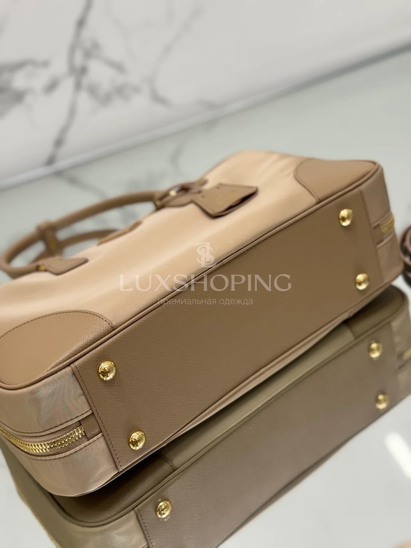 Сумка Prada Re-Edition 1995 35×21.5×10 см бежевая - фото 8