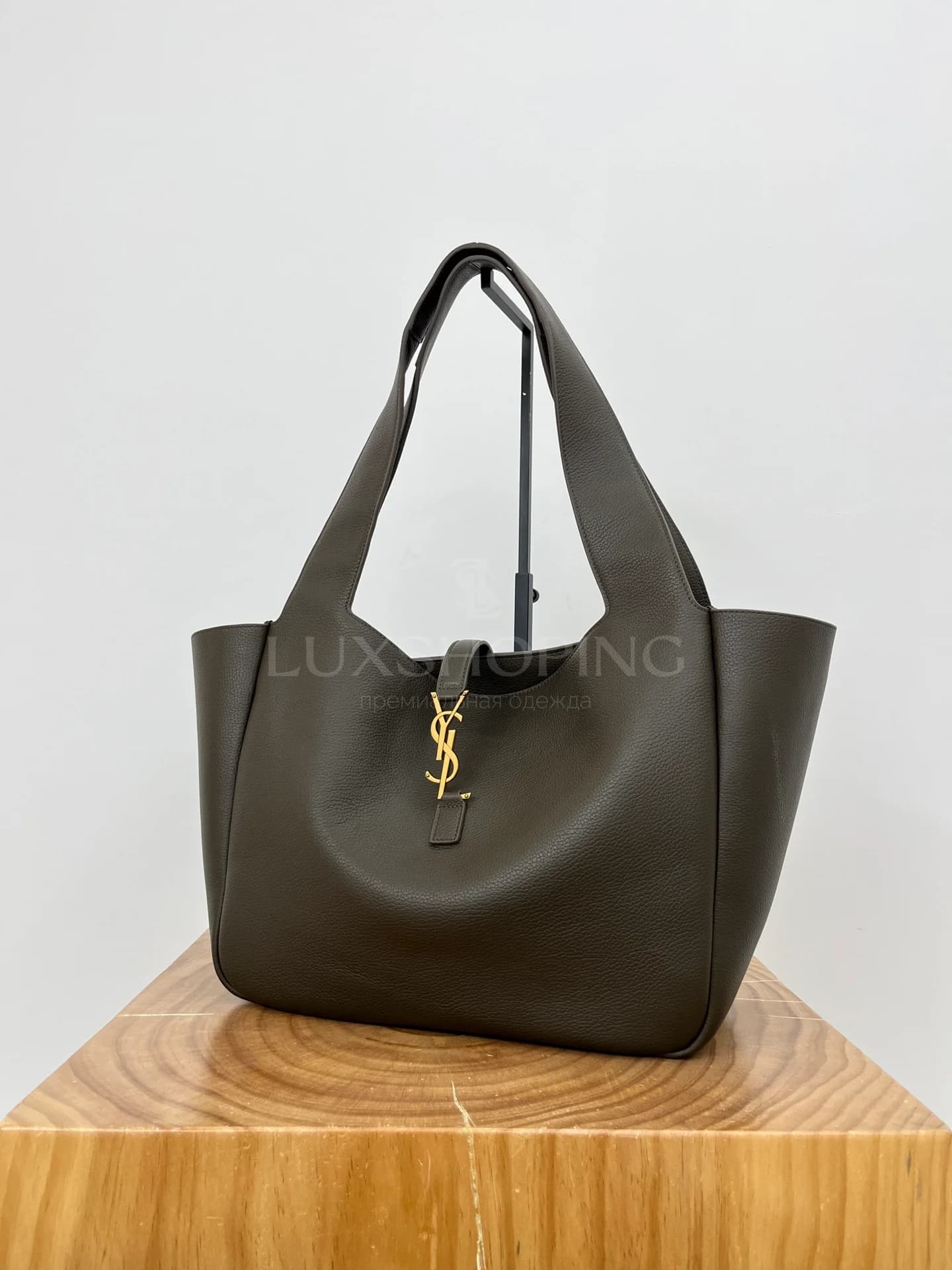 Сумка Saint Laurent BEA 50x32x28x18 cm серая - фото 3