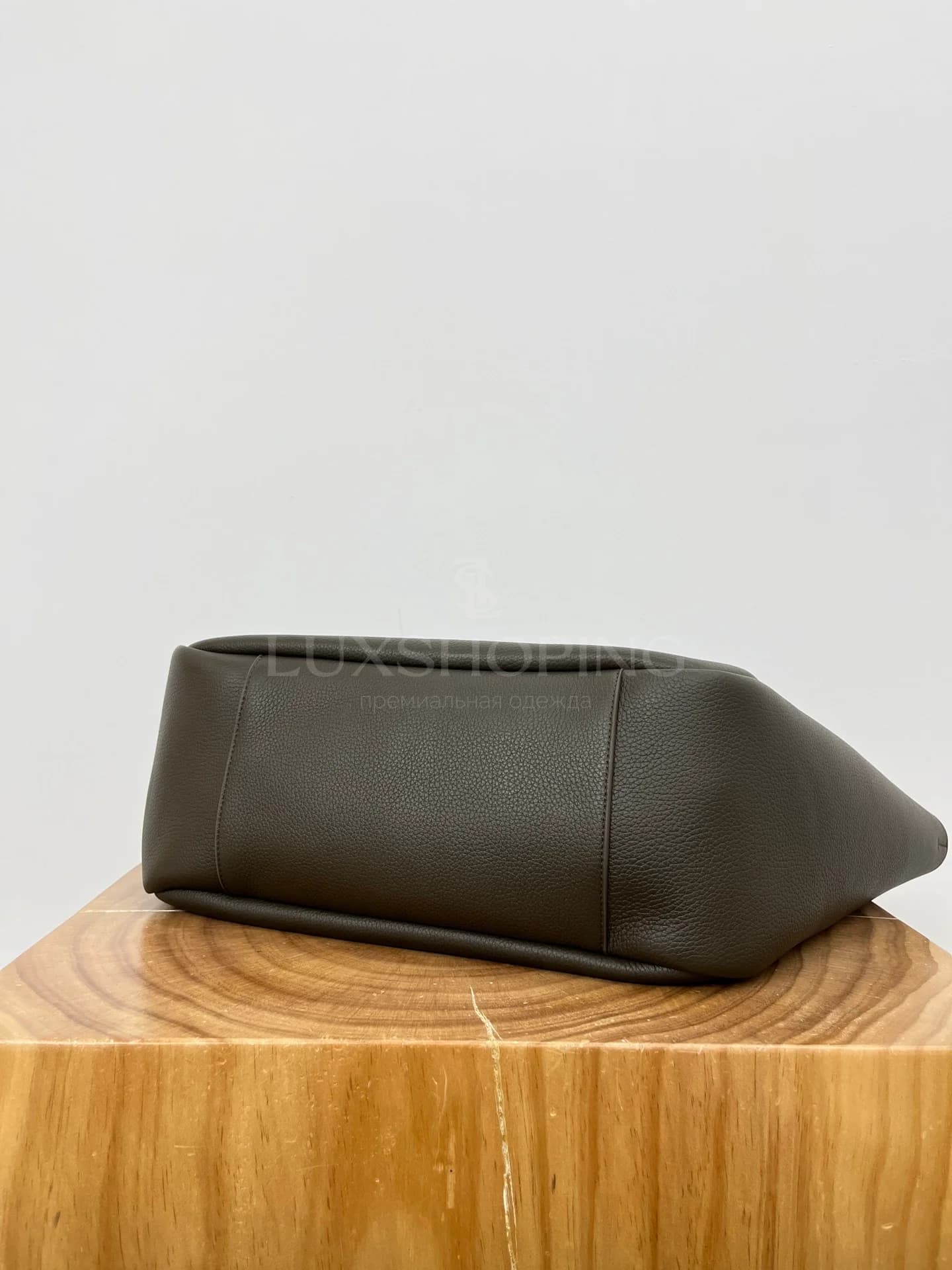 Сумка Saint Laurent BEA 50x32x28x18 cm серая - фото 9