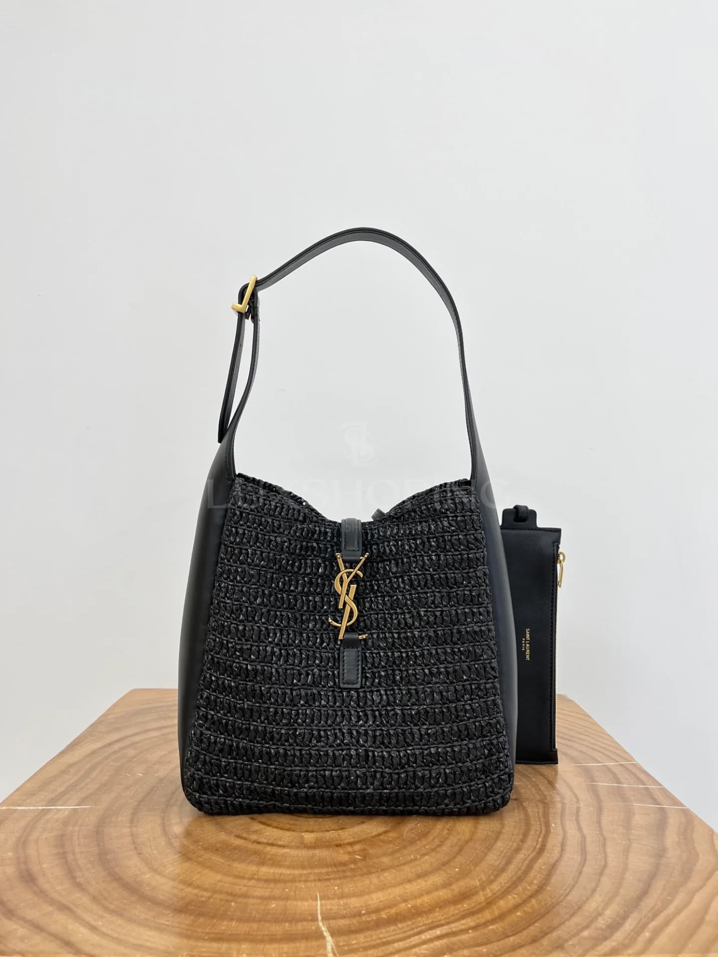Сумка YSL Le Soft Hobo 22×22×10 см черная