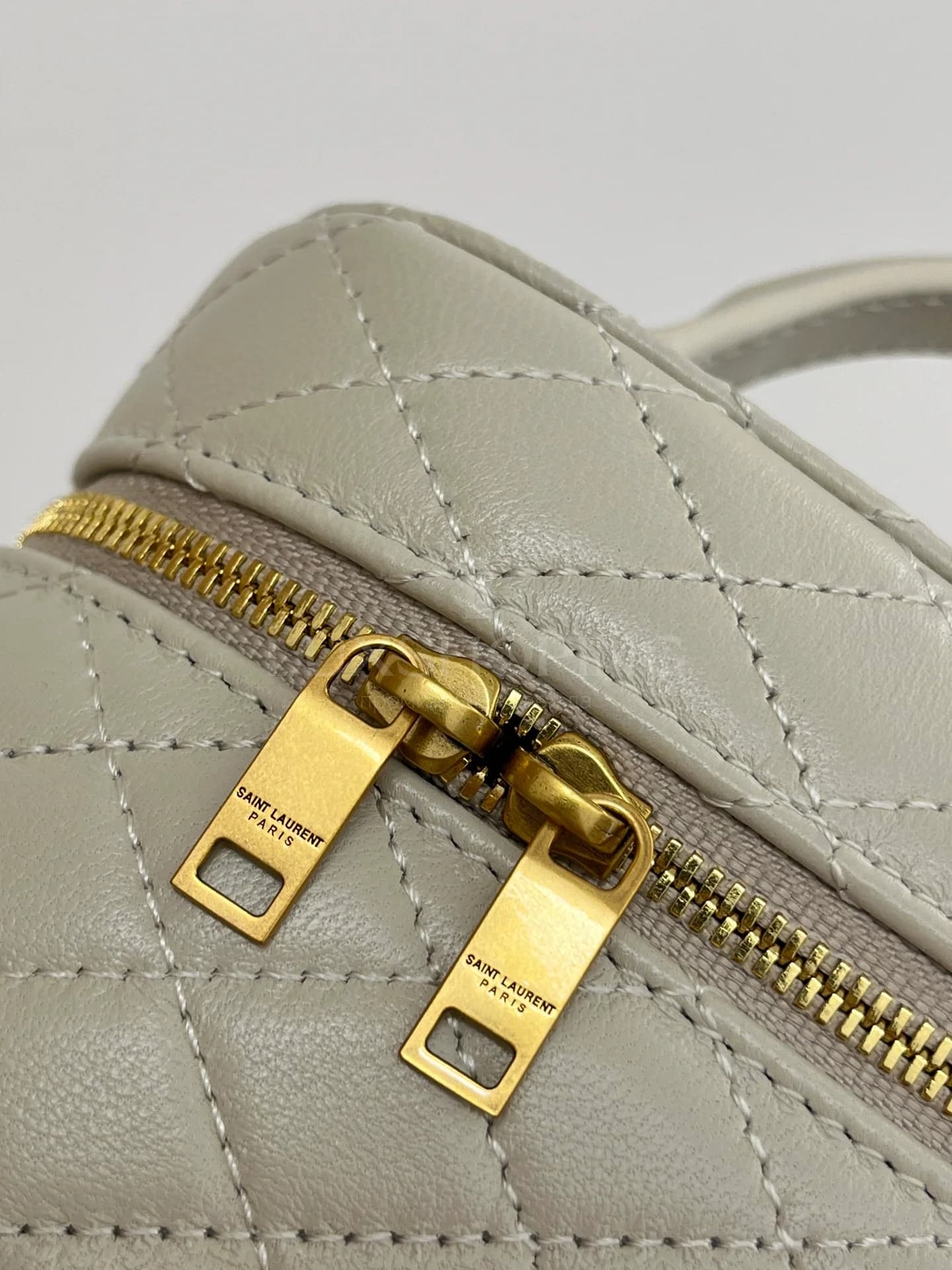 Сумка YSL Gaby Mini 18×11×6.5 см белая - фото 5