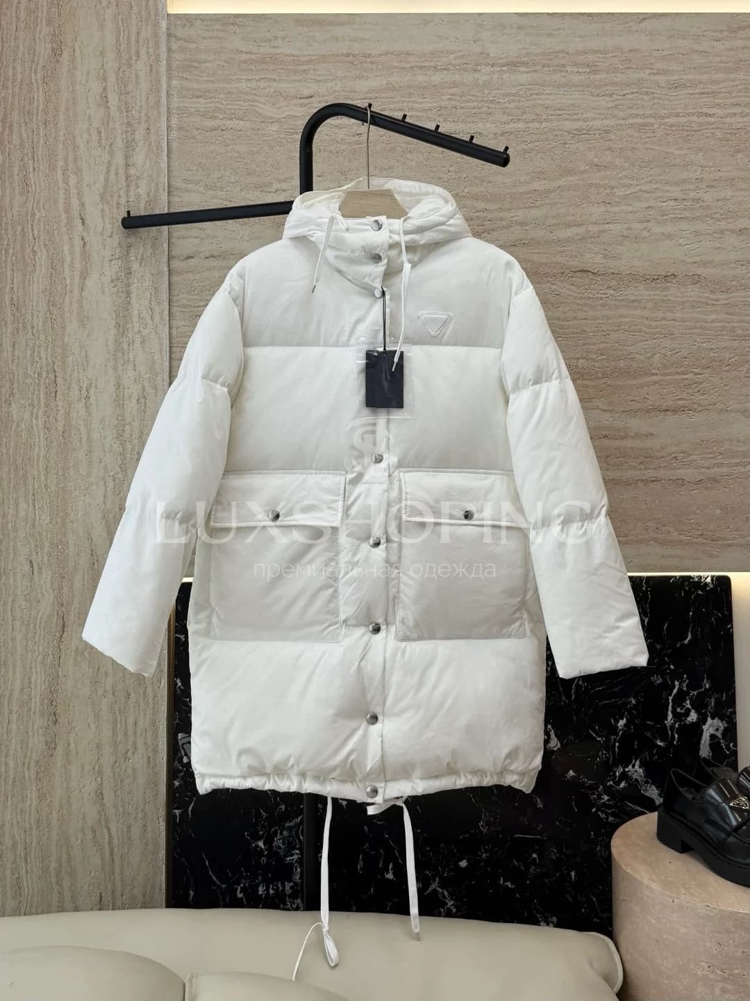PRADA белый пуховик - фото 7