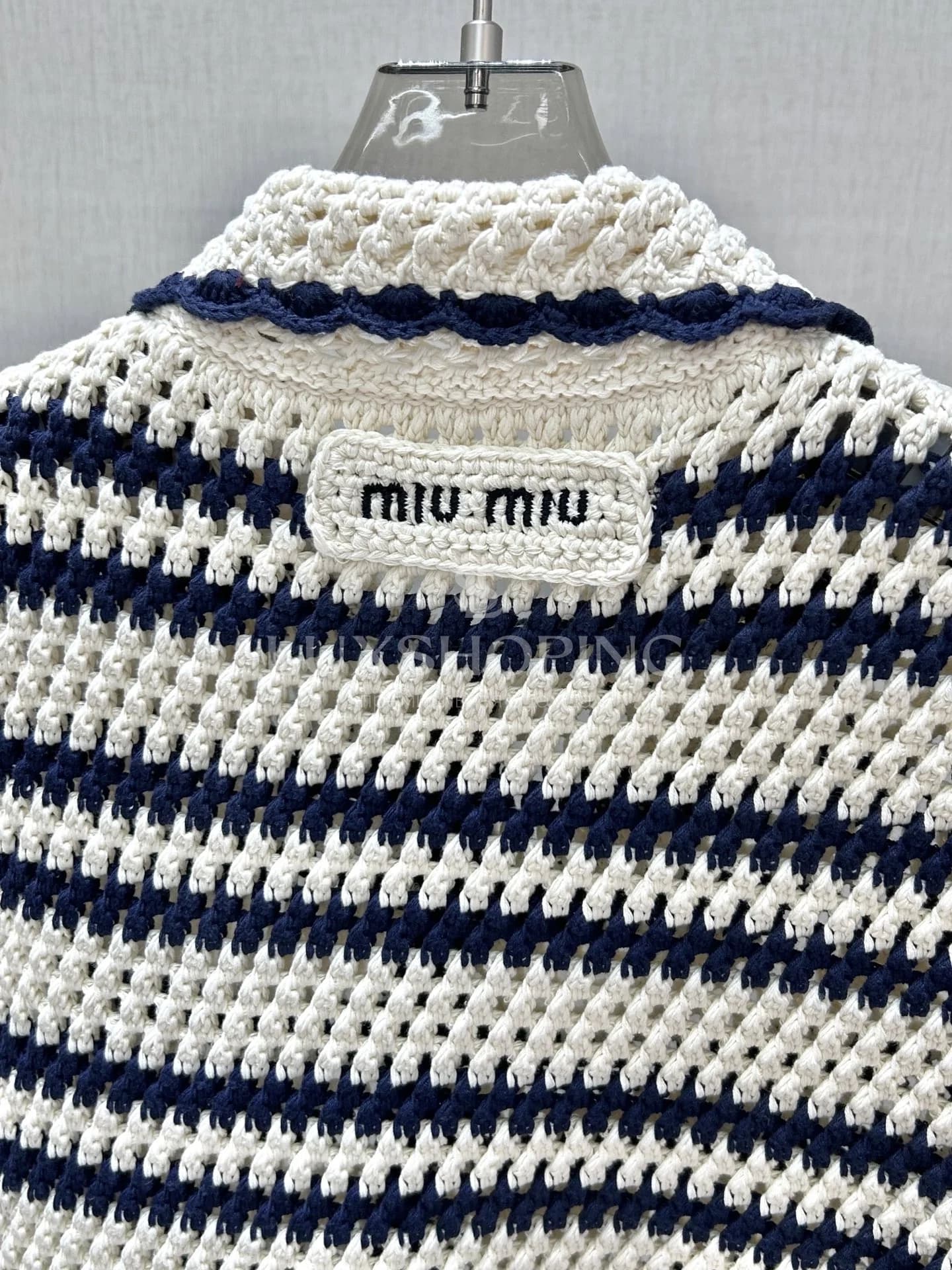 MIU MIU Вязаный комплект в полоску, коллекция 25SS - фото 8