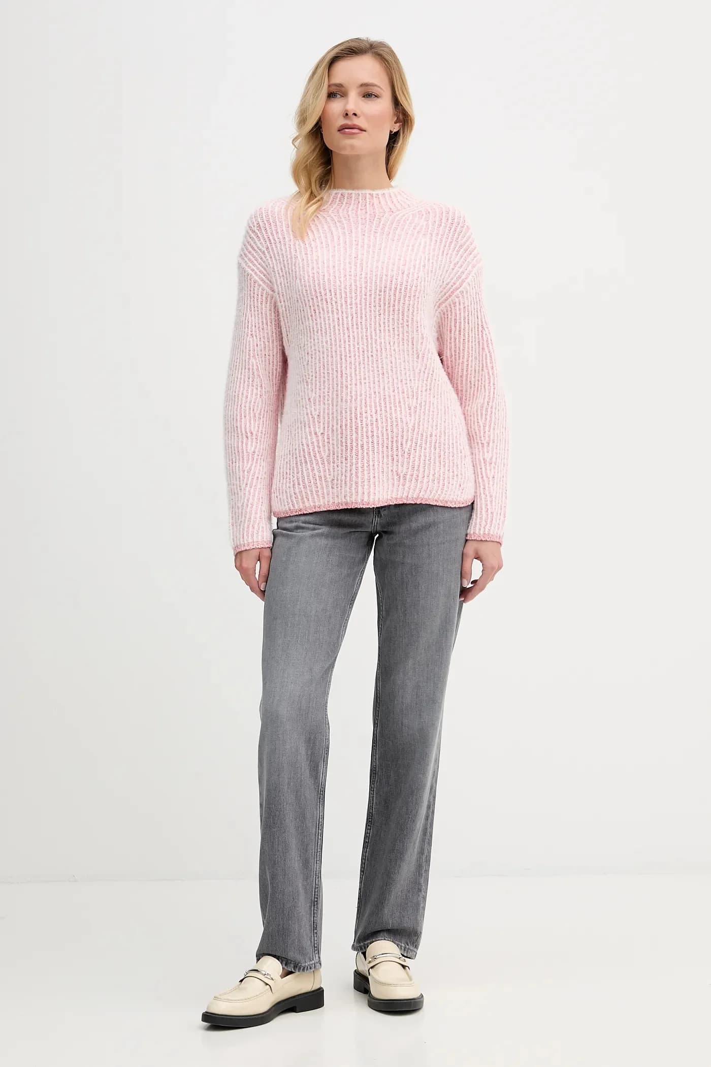 Джинсы - фото 2