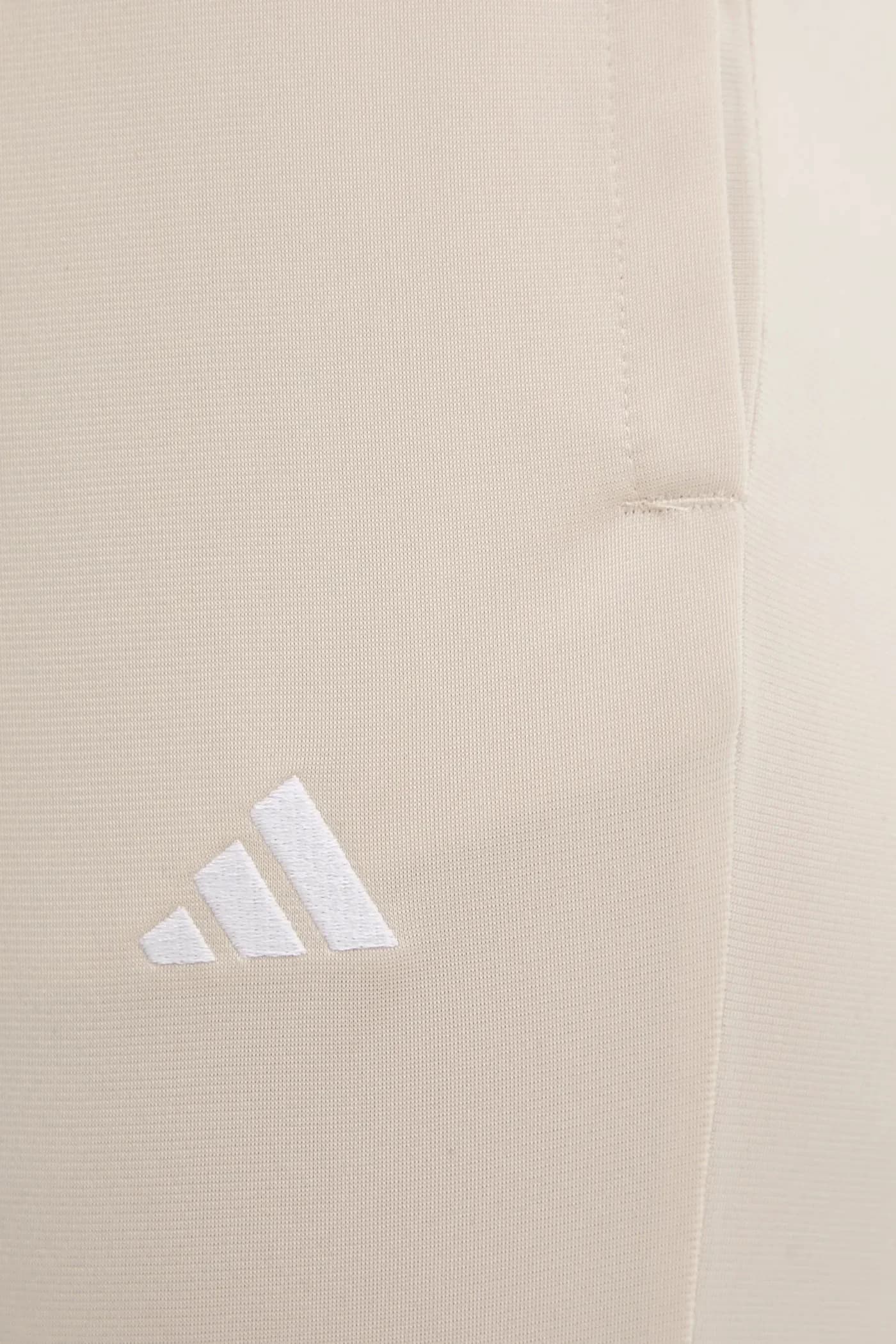 Уютный спортивный костюм - фото 6