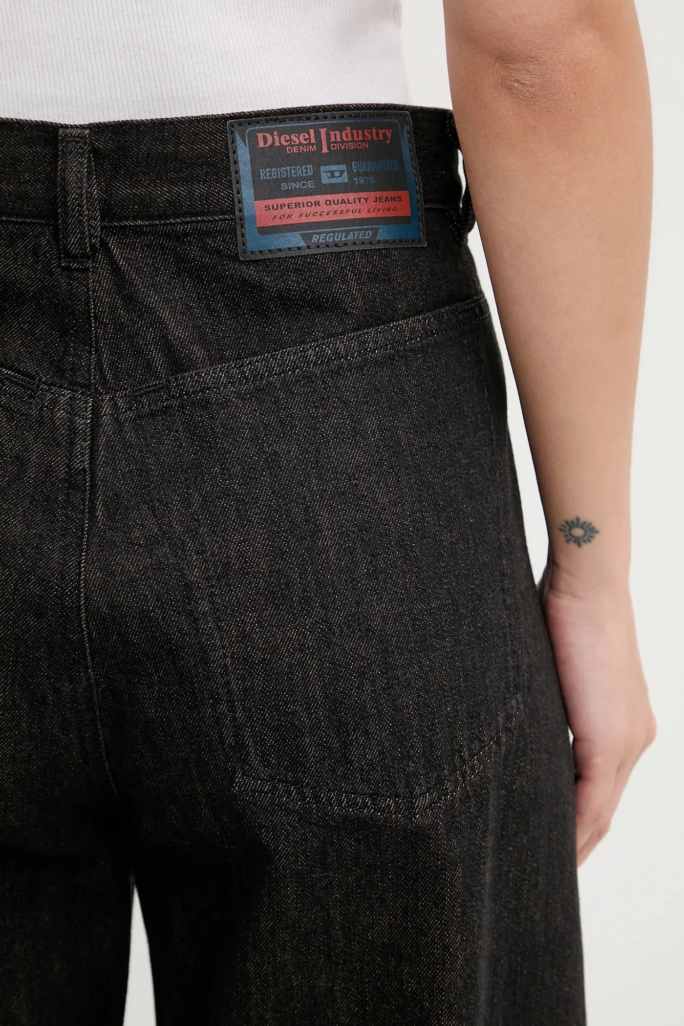 Джинсы 1974 D-ELLZ L.32 - фото 4