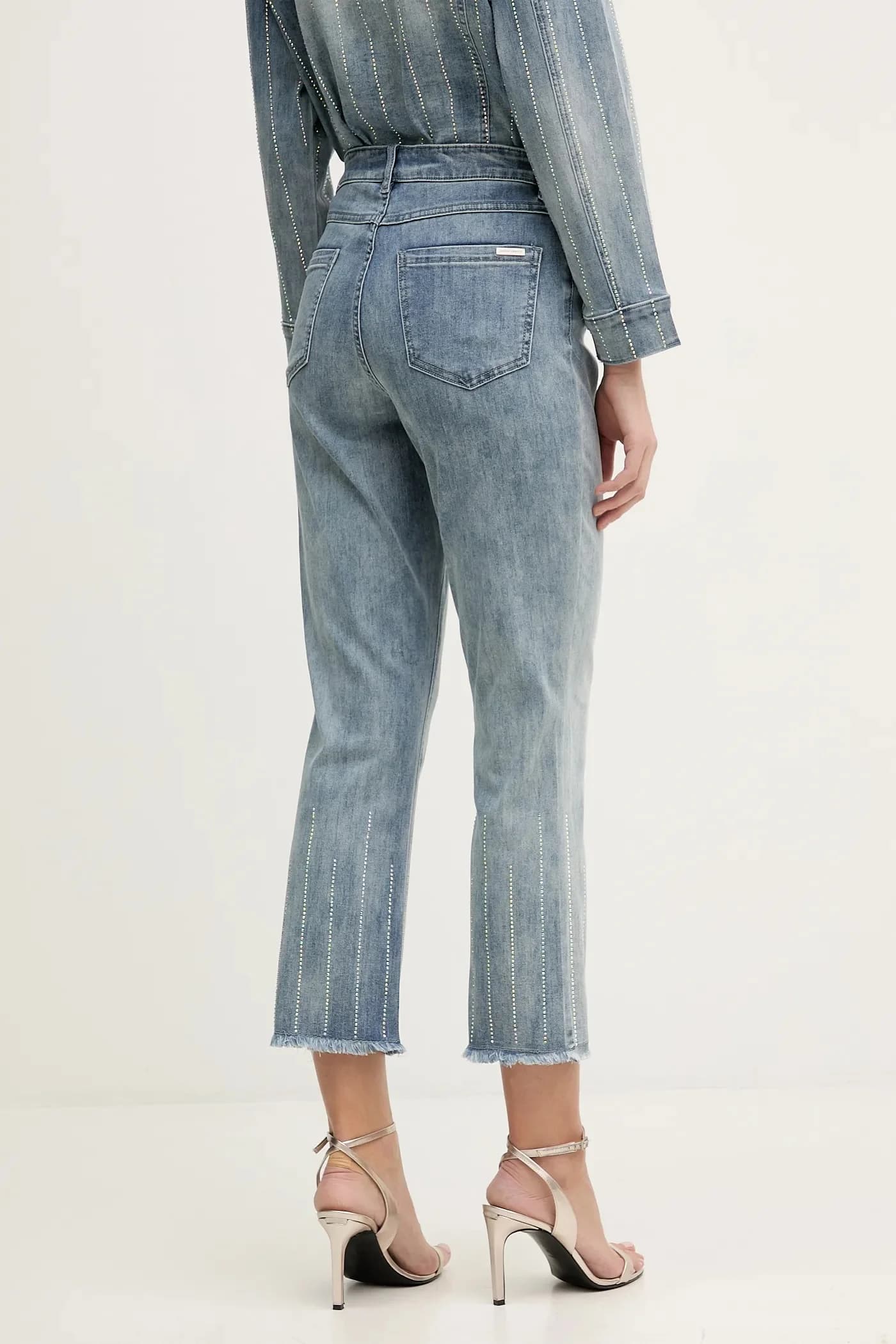 Джинсы - фото 3