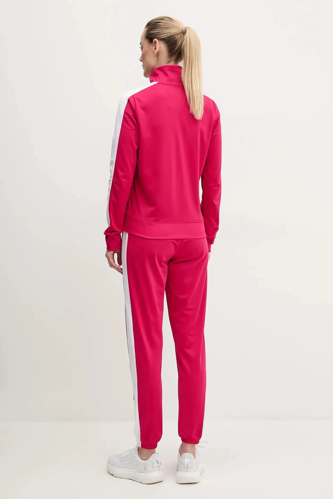 Спортивный костюм из трикотажа - фото 2