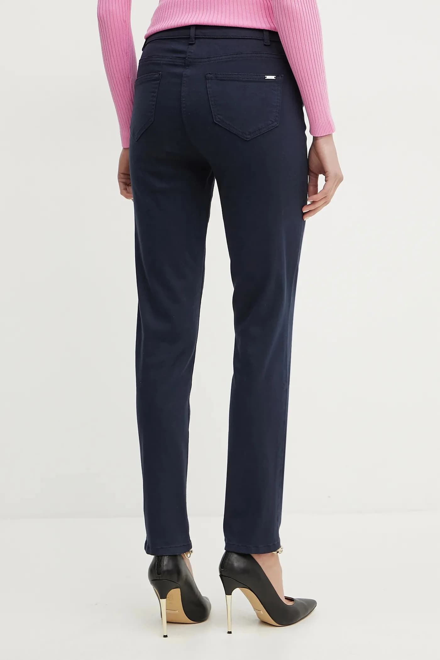 ДОВОЛЬНЫЕ джинсы - фото 2