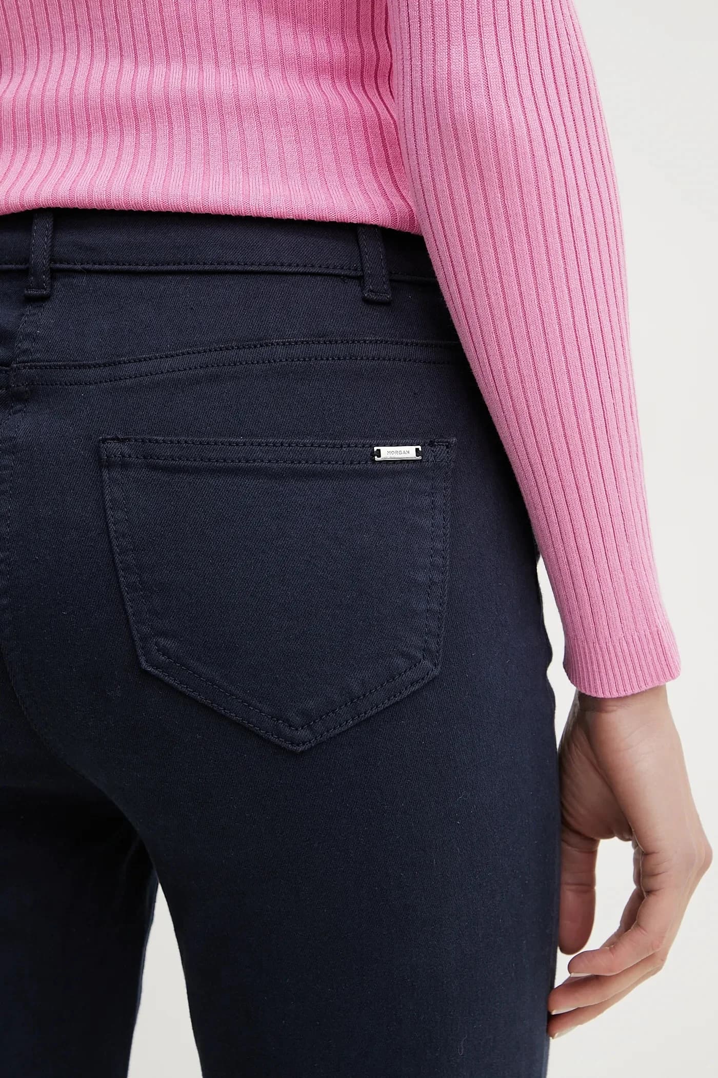 ДОВОЛЬНЫЕ джинсы - фото 3