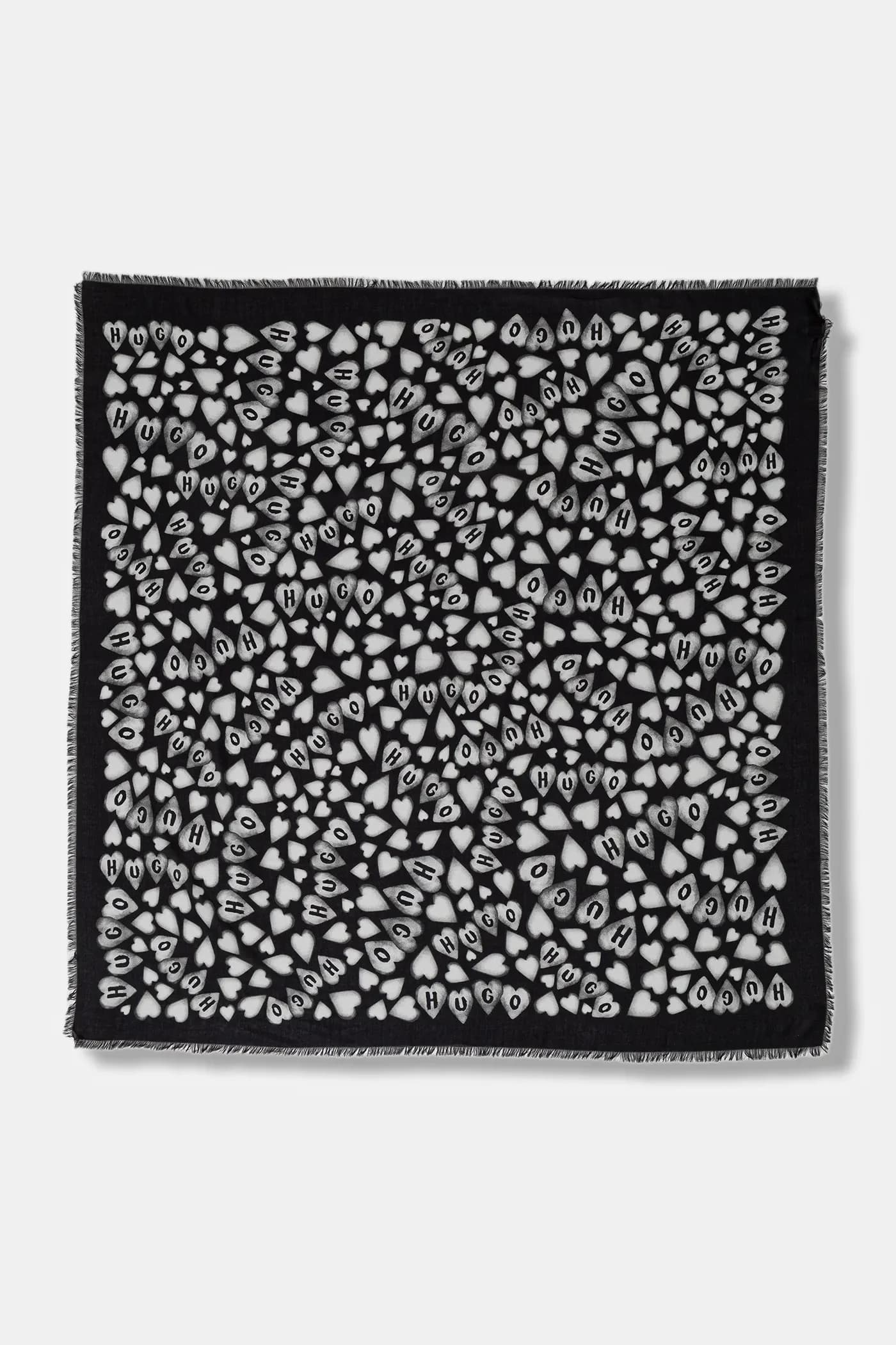 Алисия шарф