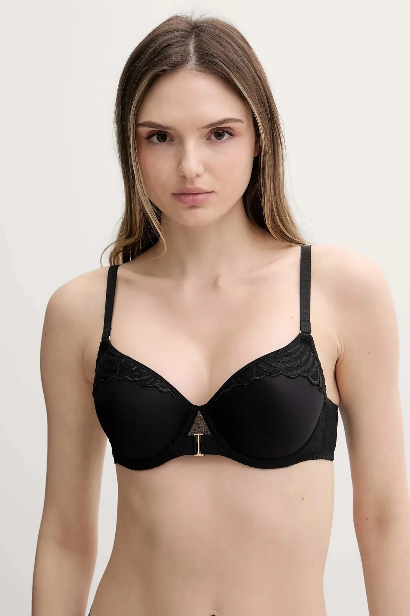 Бюстгальтер