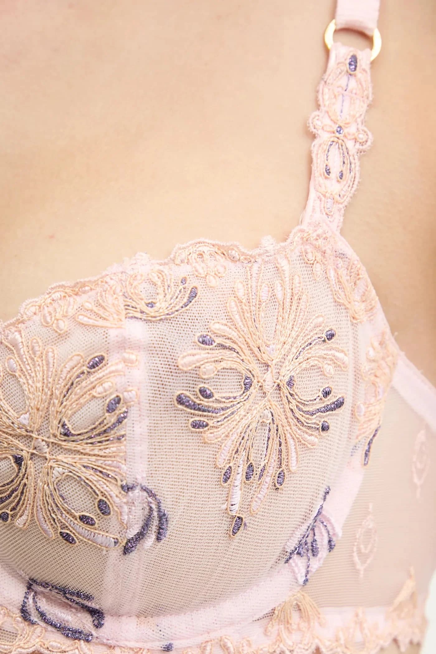 Бюстгальтер - фото 5