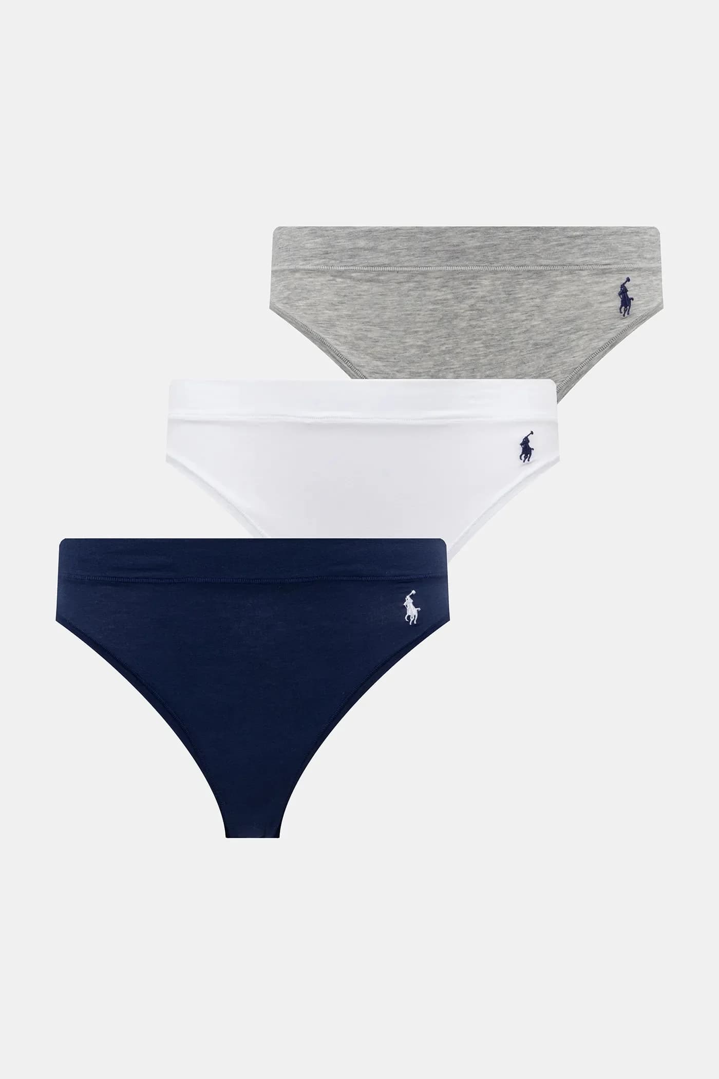 3 пары трусов