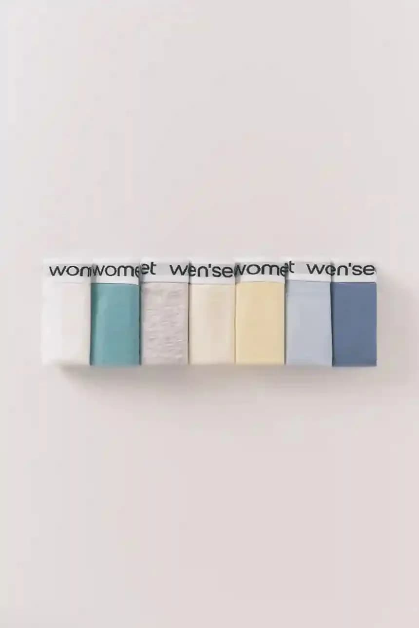 7 комплектов стрингов - фото 2