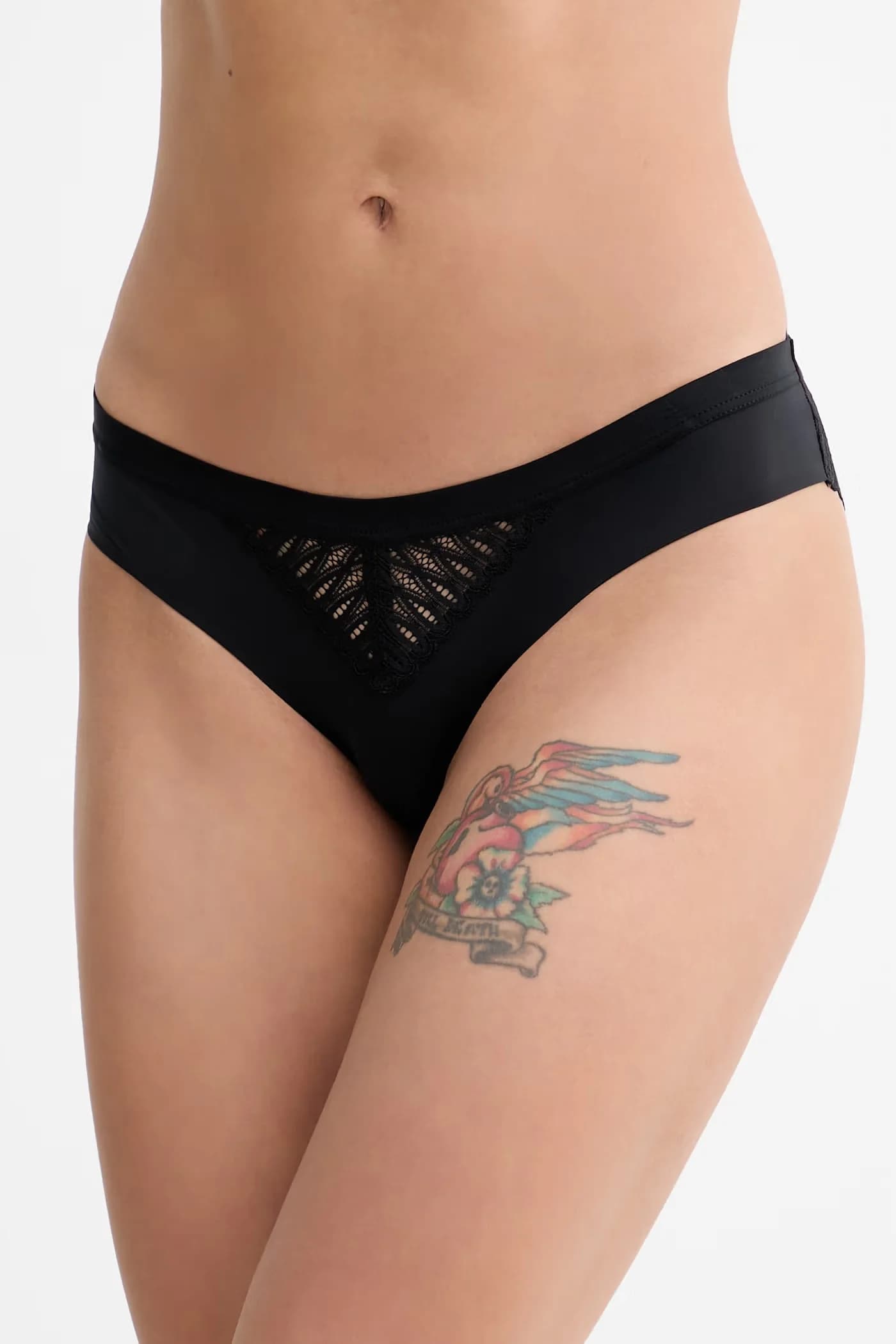 Бразильская аура в центре внимания