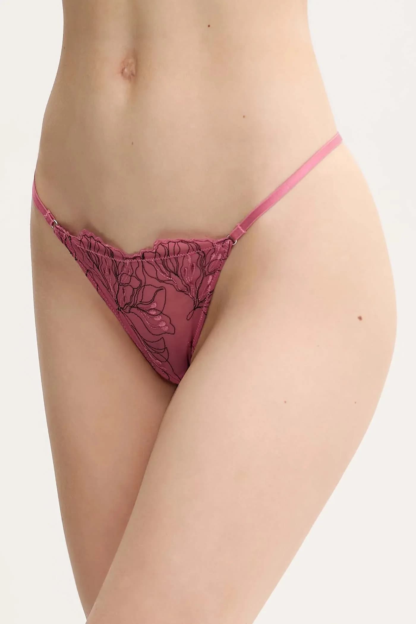 САОДРИ стринги