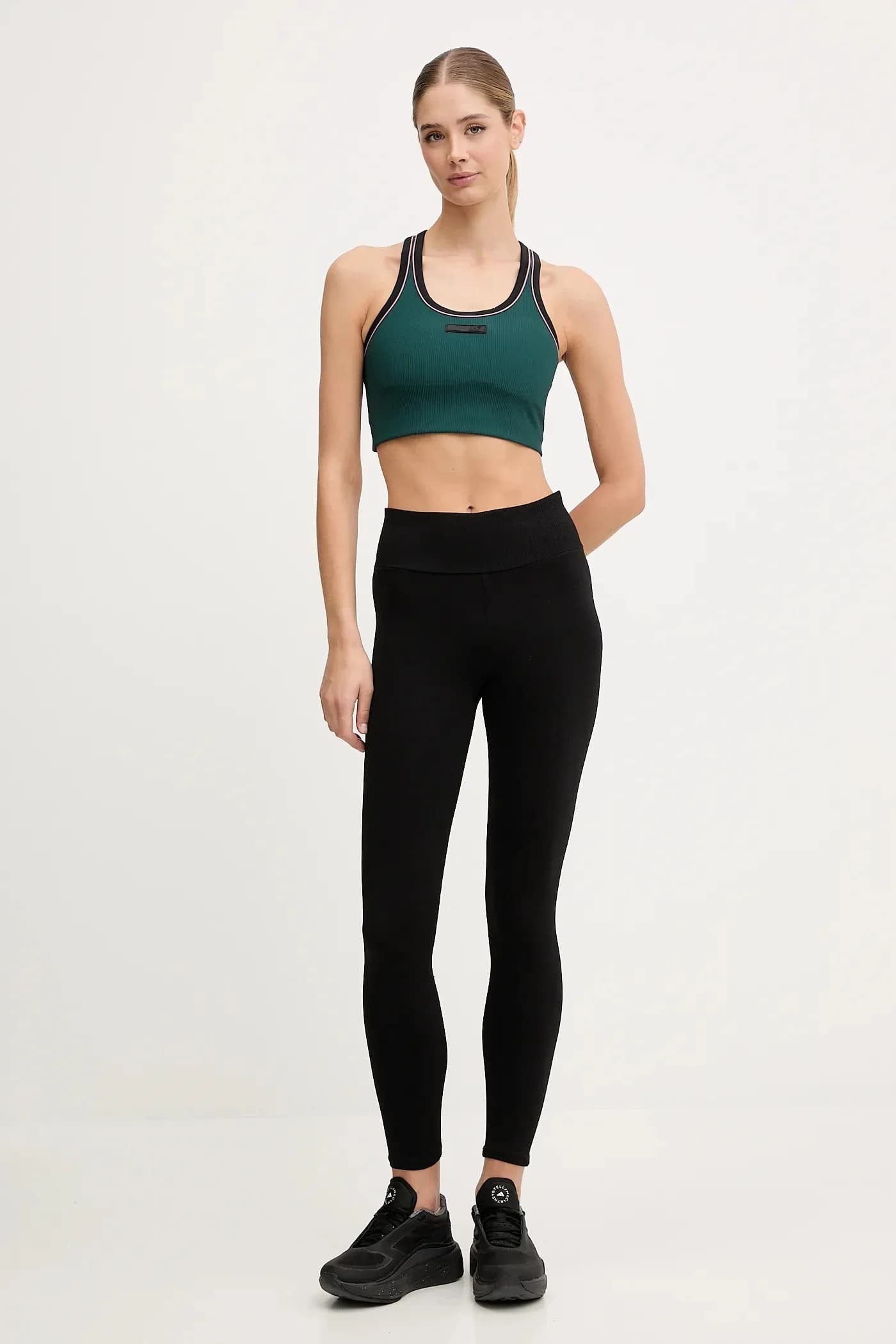 Спортивный бюстгальтер - фото 2