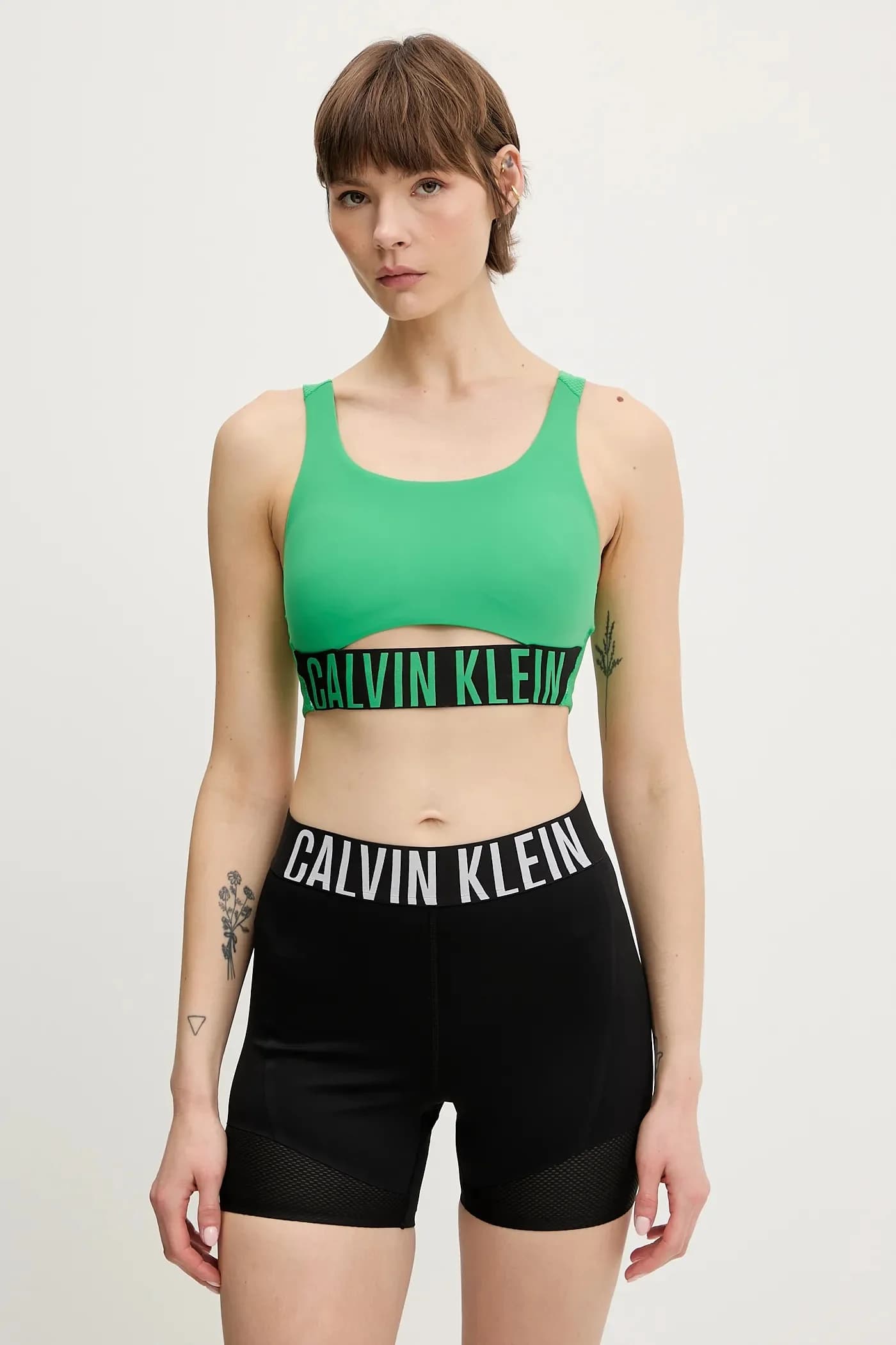 Спортивный бюстгальтер