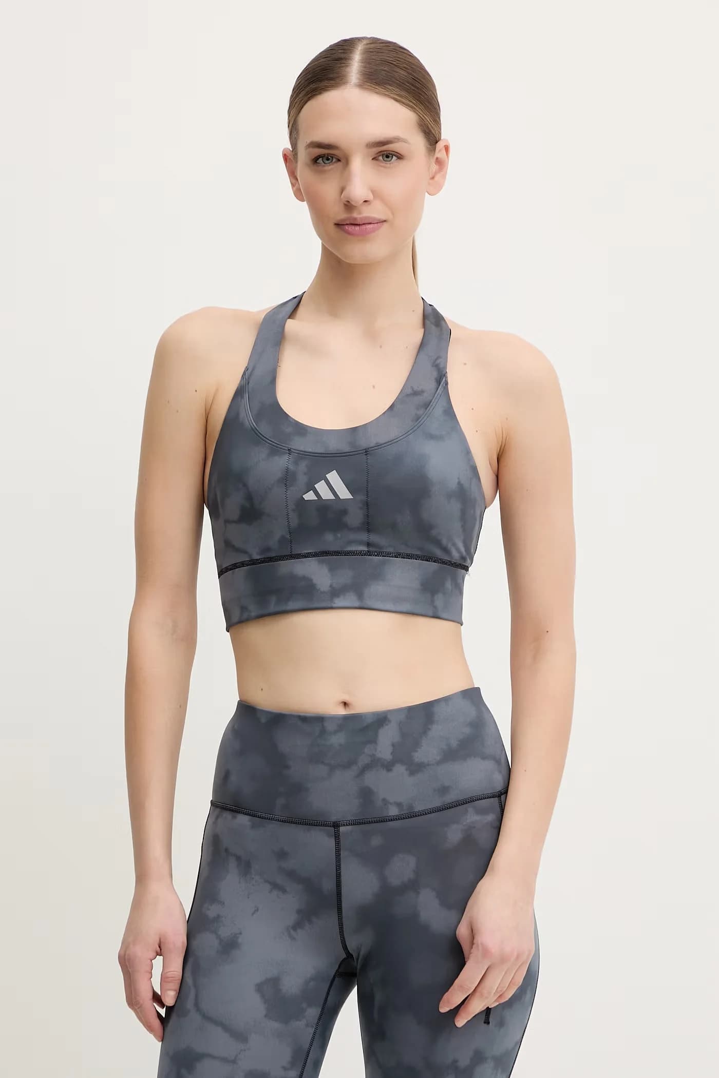 Спортивный бюстгальтер