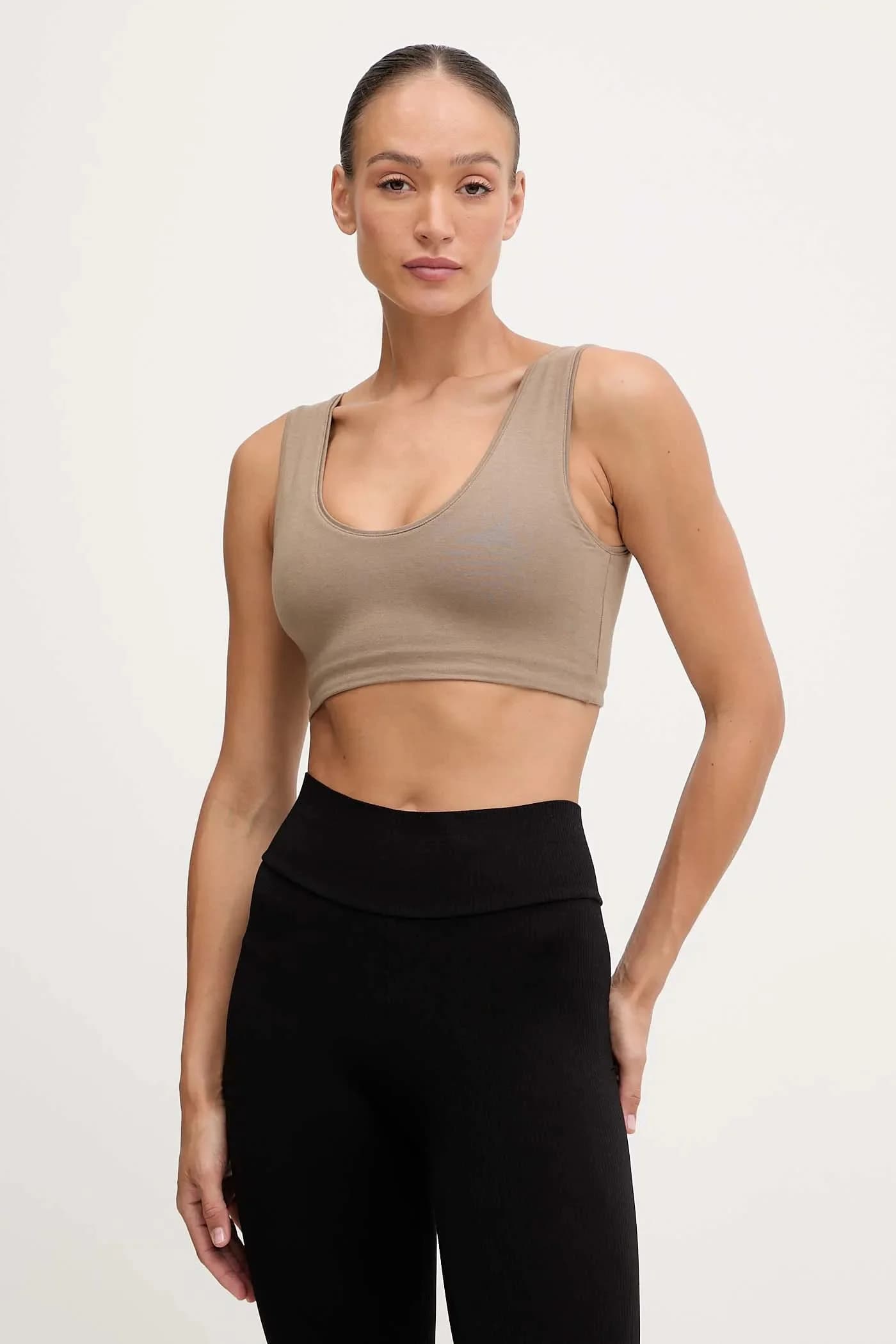 Великолепный бюстгальтер для йоги