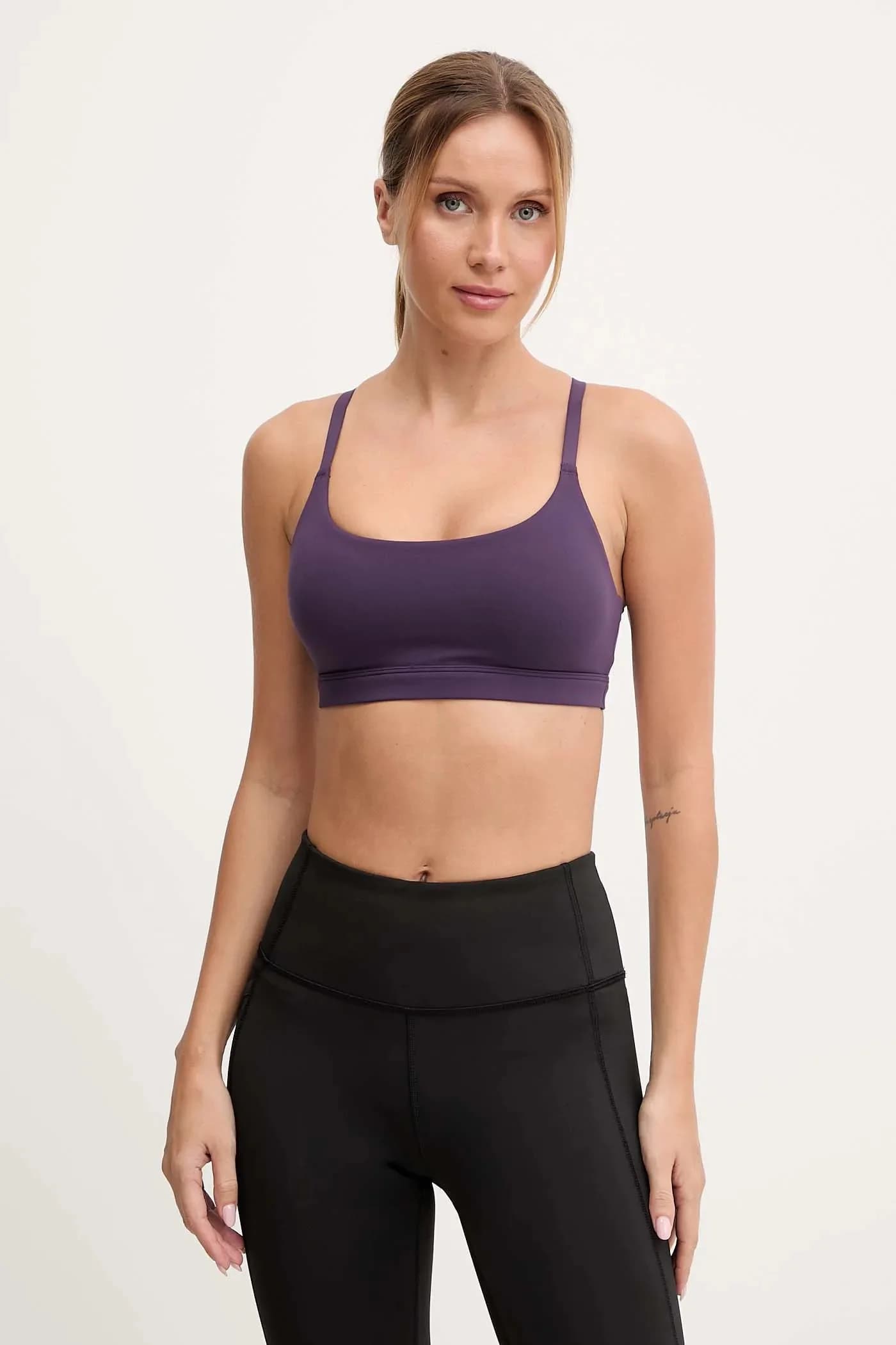 Спортивный бюстгальтер All Me