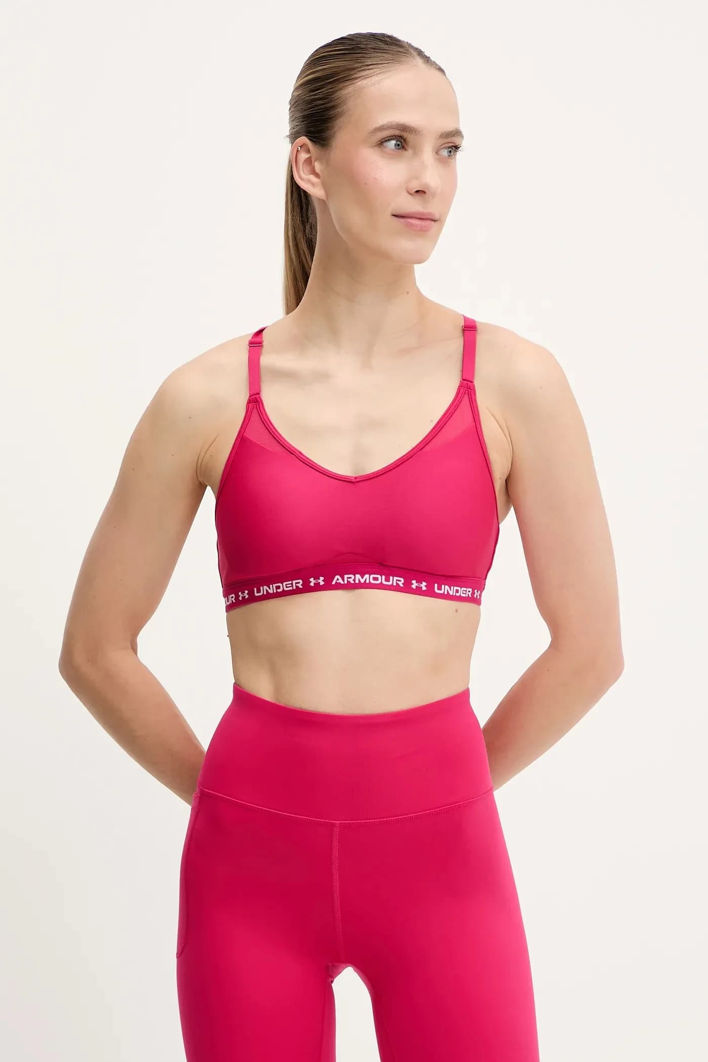 Спортивный бюстгальтер с перекрестной спинкой