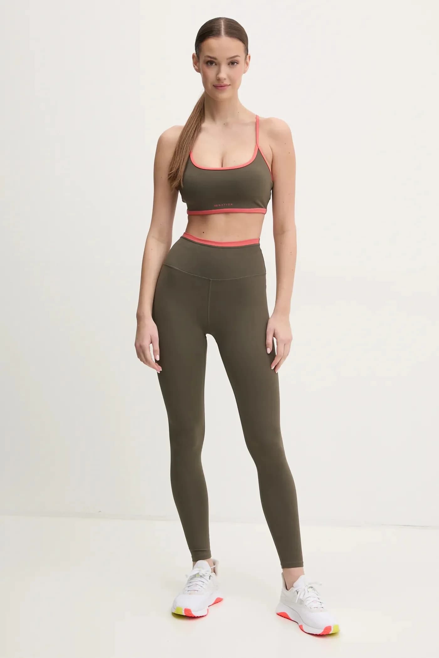 Базовый спортивный бюстгальтер - фото 2