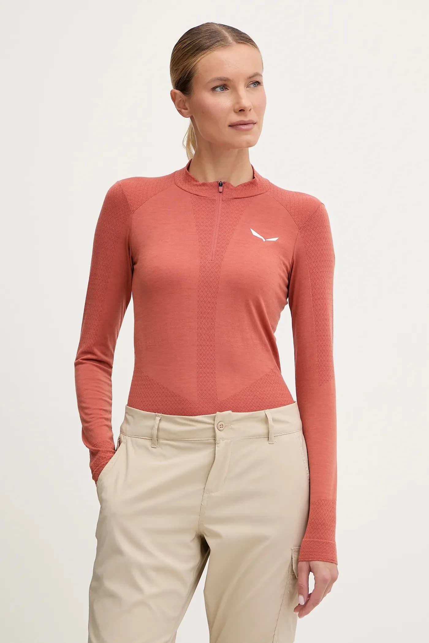 Функциональный лонгслив