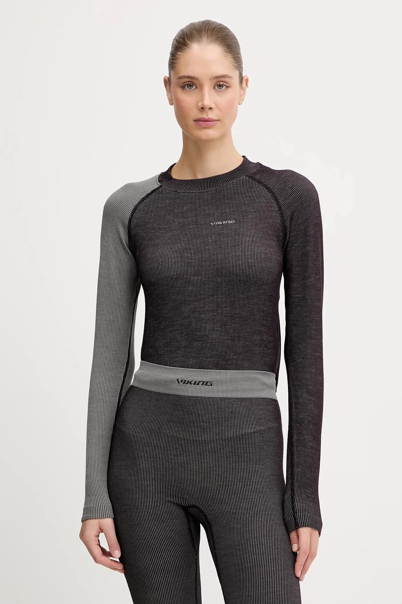 Комплект функционального нижнего белья - леггинсы и лонгслив Mounti. - фото 2