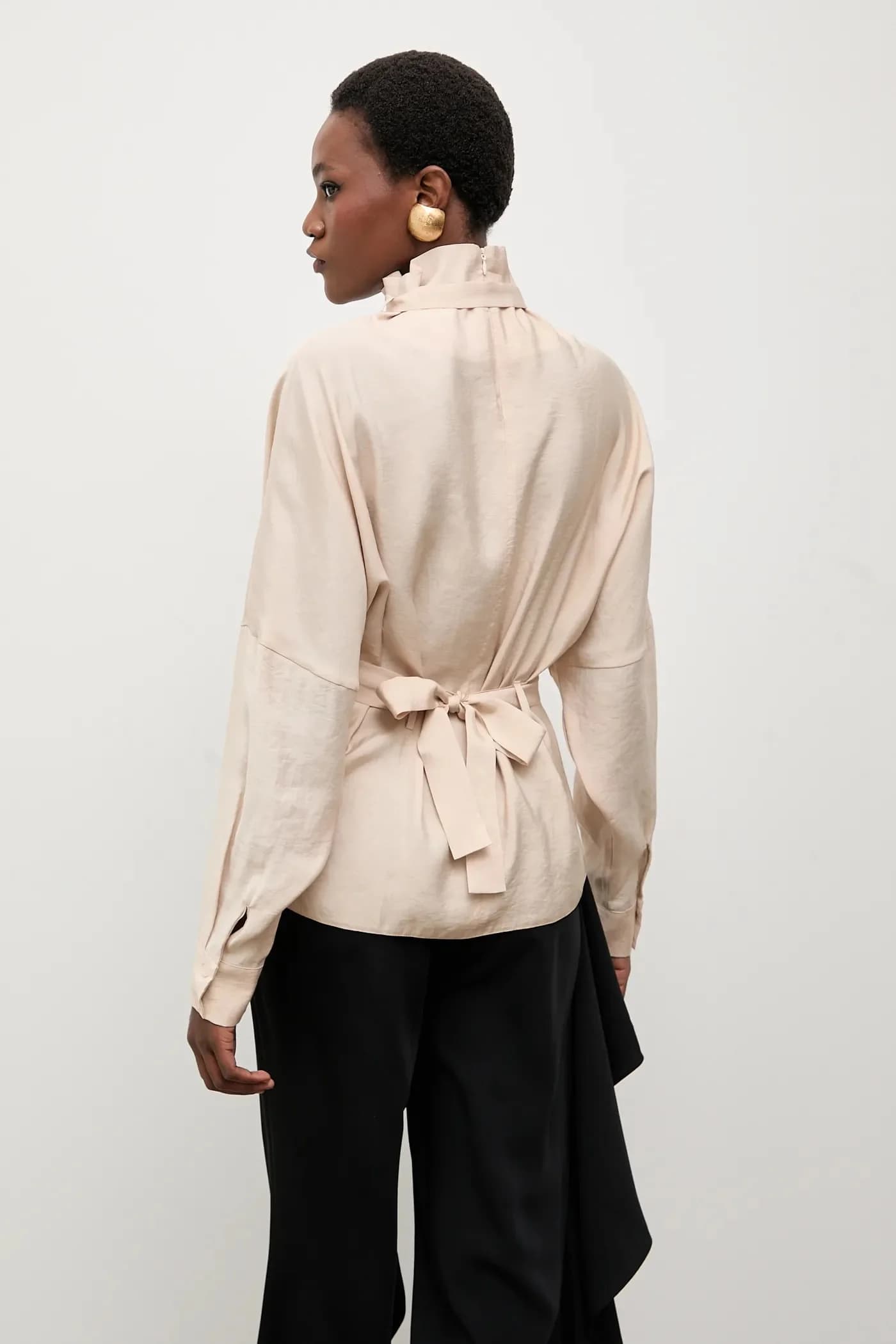 Связано блузкой Answear.LAB и LOBOS - фото 3