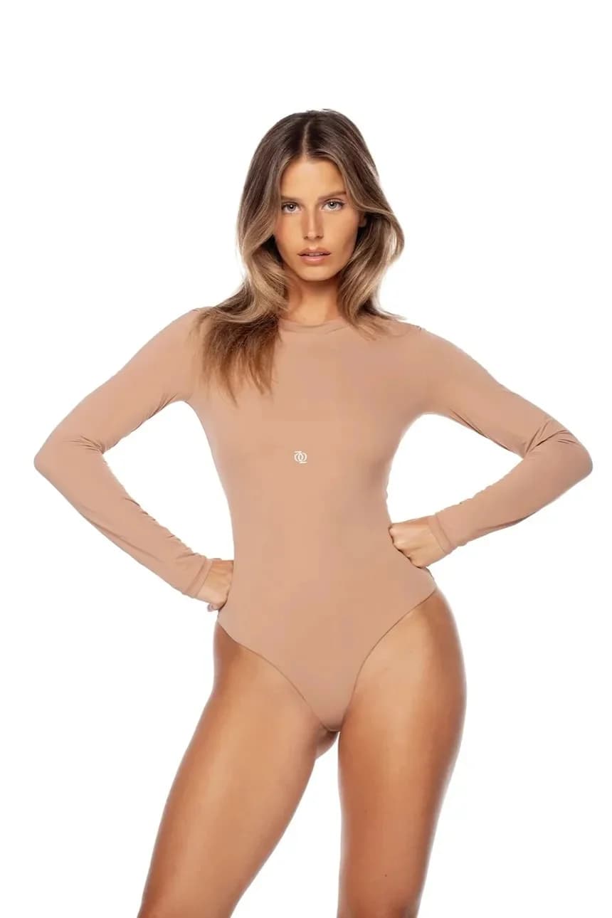 БОДИ С КРУГЛЫМ ВЫРЕЗОМ И ДЛИННЫМИ РУКАВАМИ - фото 6