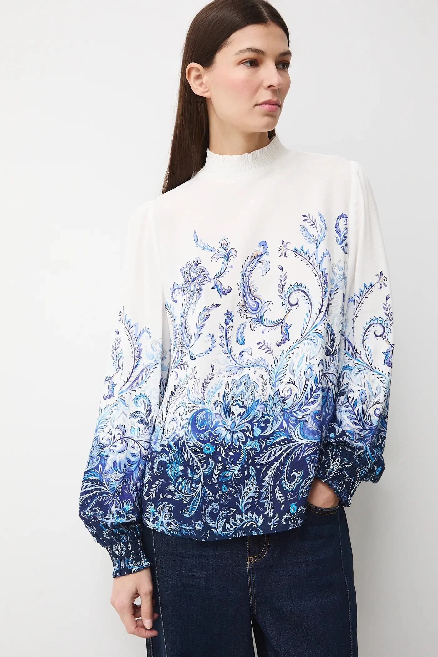 Женская вискозная блузка