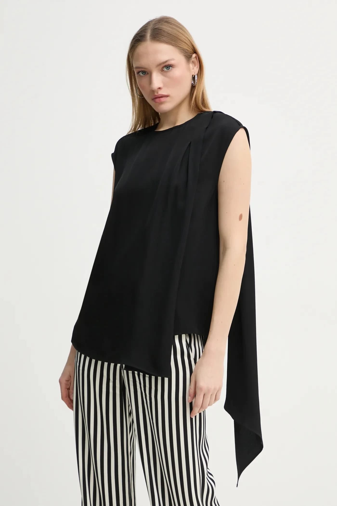 Блузка Kehlani