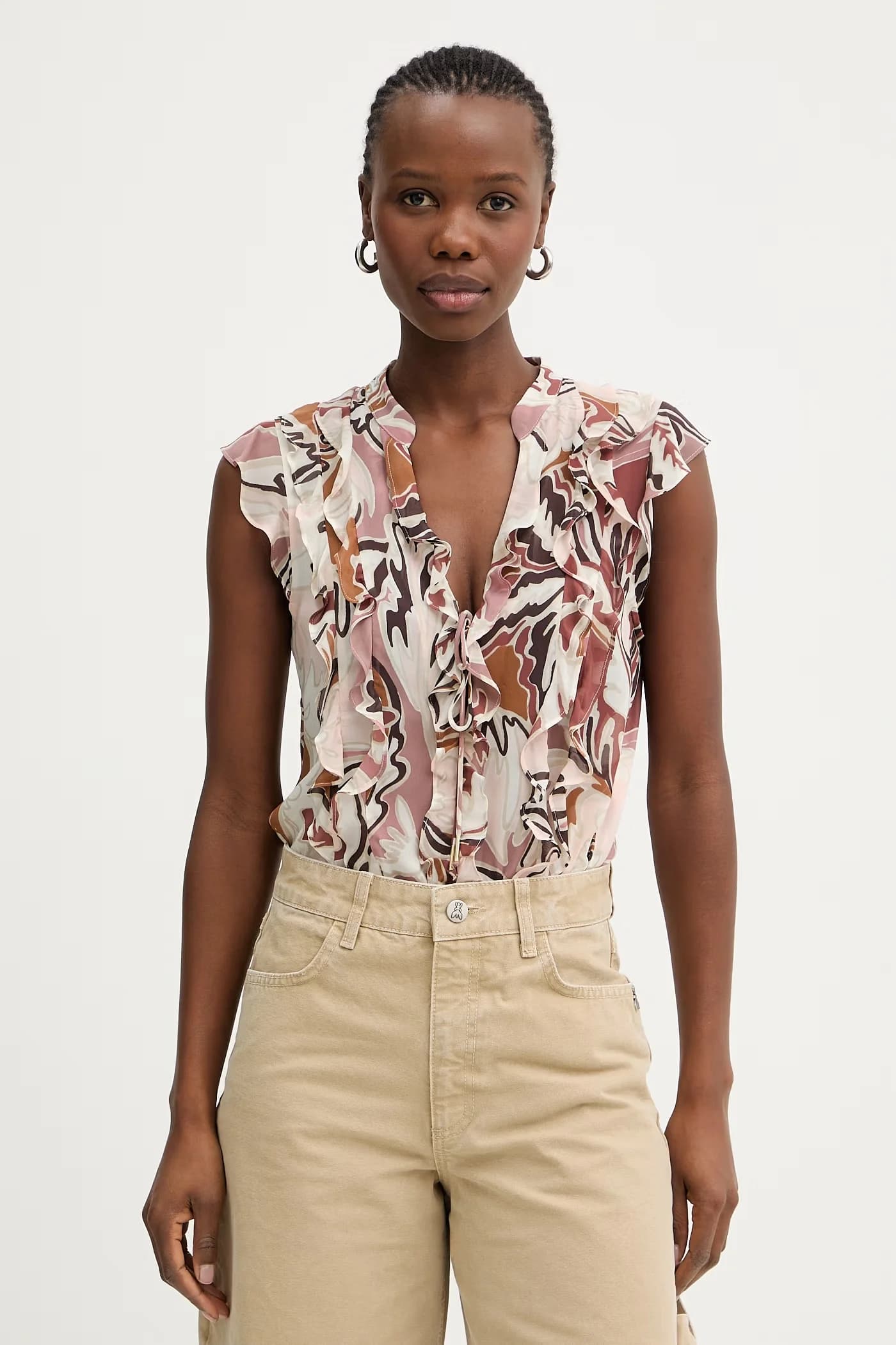 Женская вискозная блузка с рюшами UGOLA