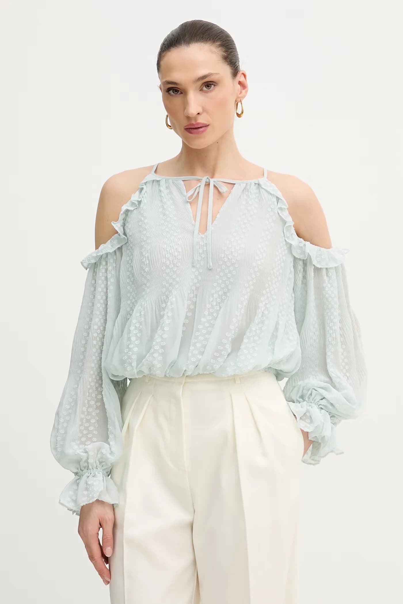 Женская блузка с открытыми плечами EMILIA