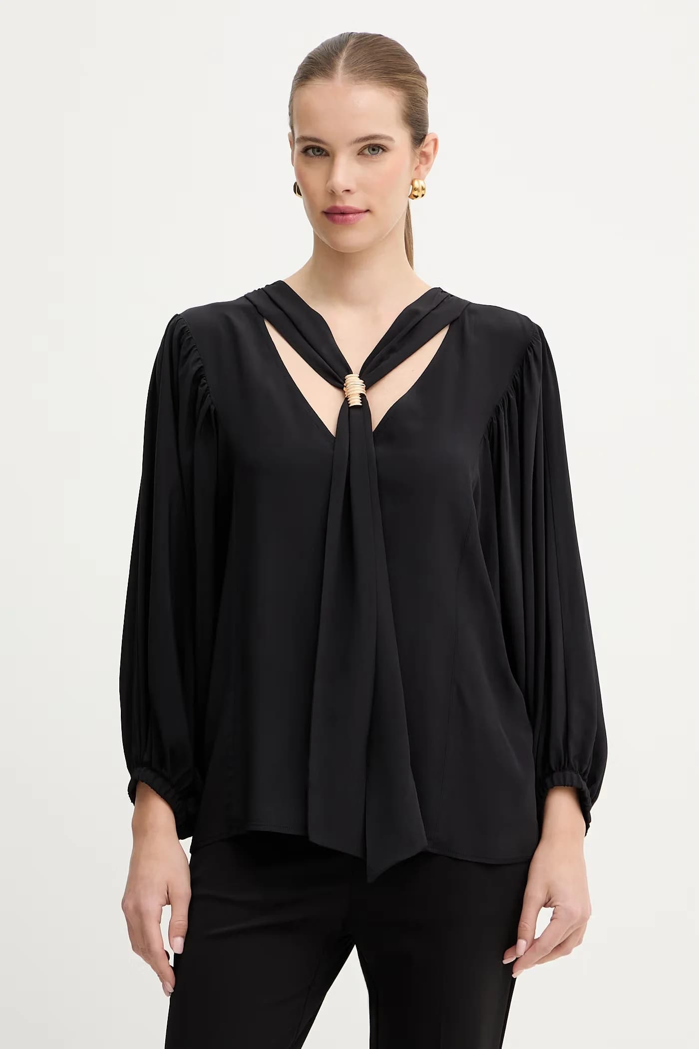 Блузка из шелка