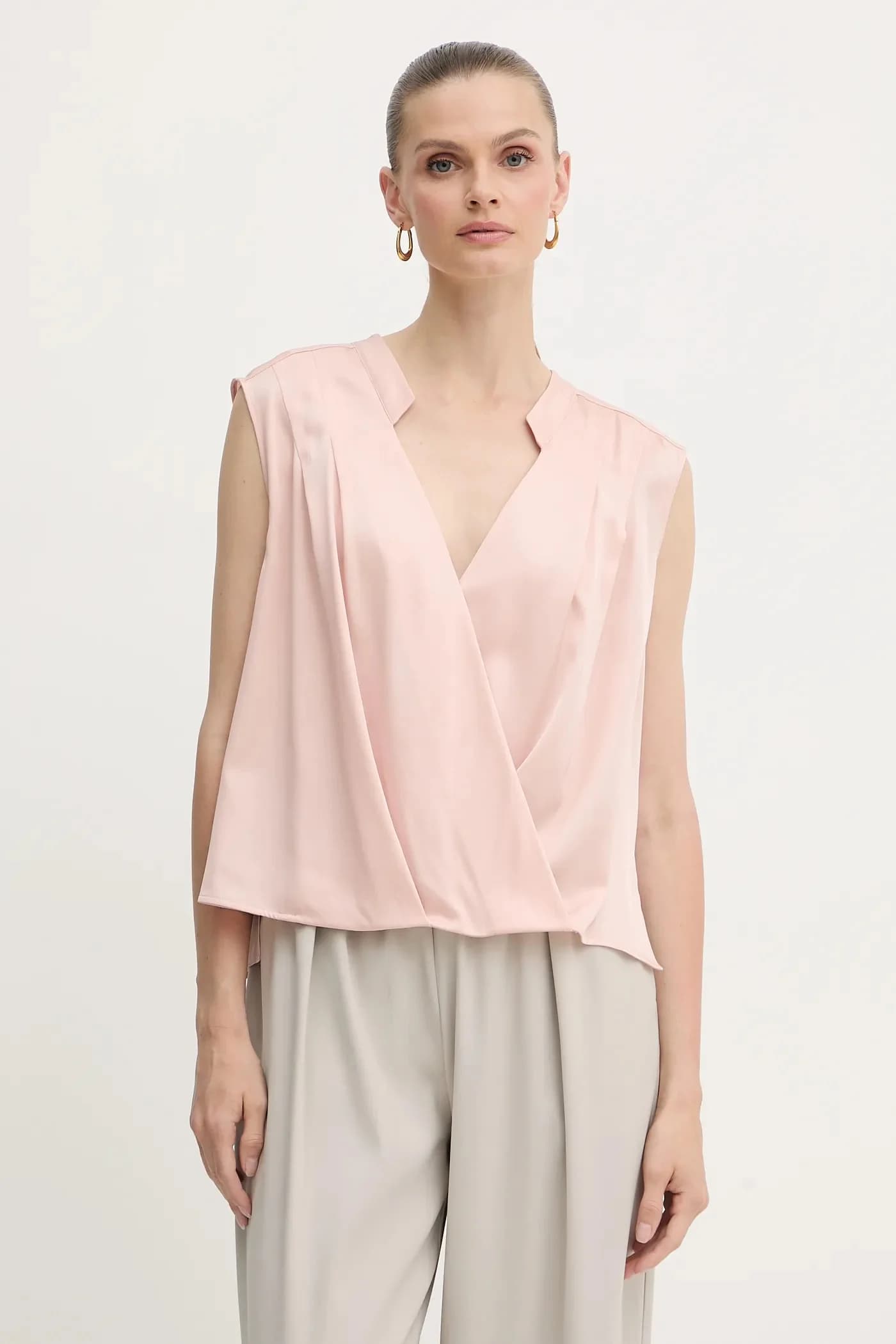 шелковая блузка Basina