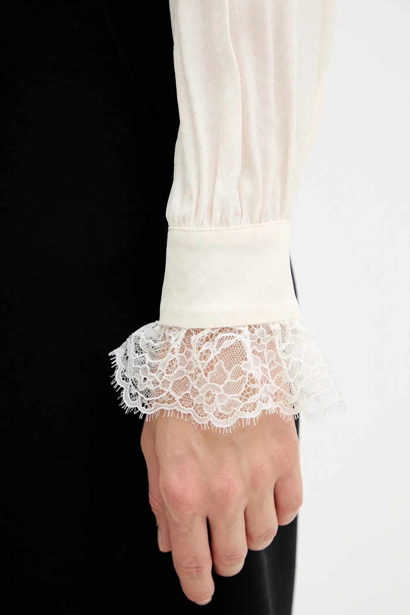 Блузка из шелка - фото 5