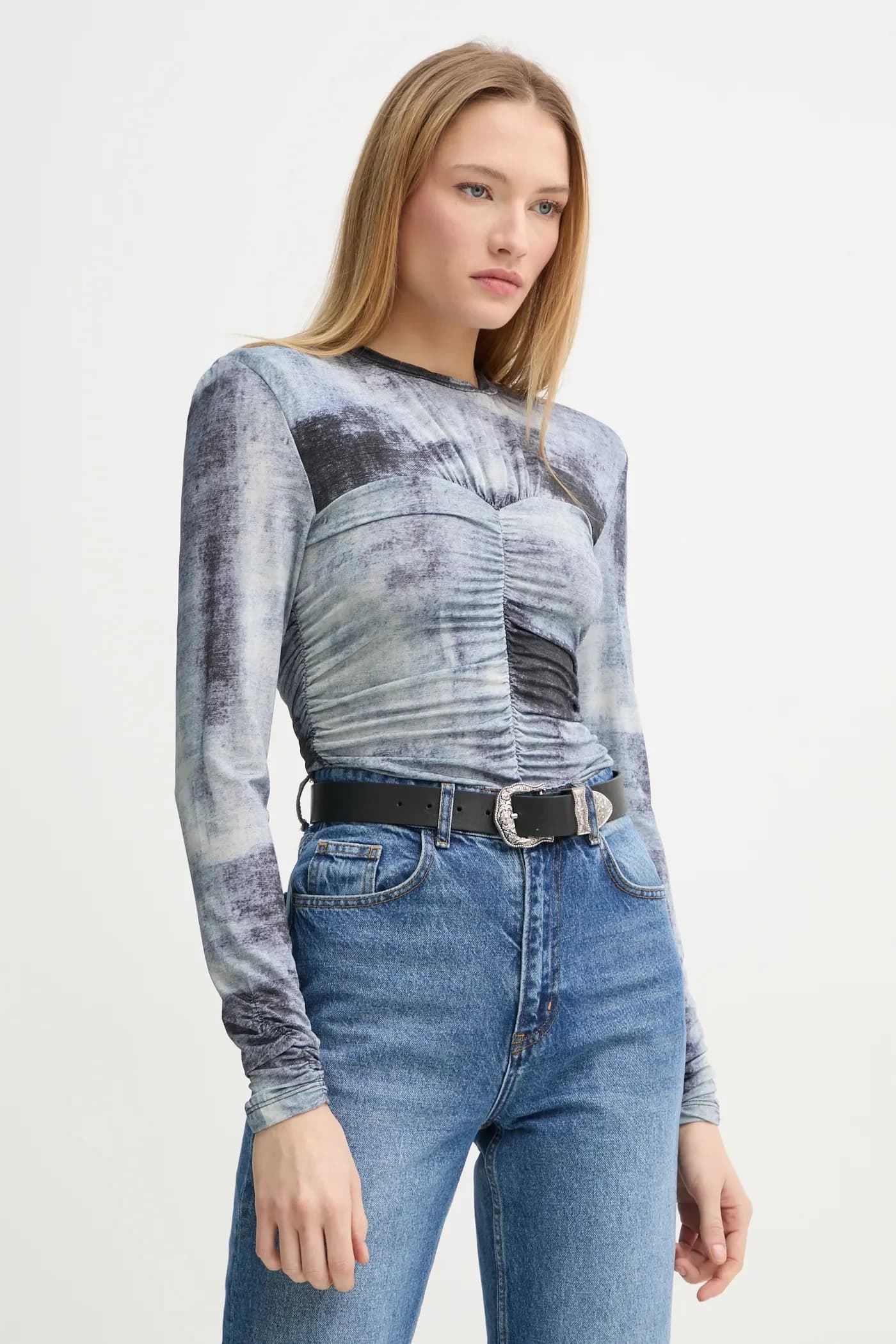 блузка Гестуз