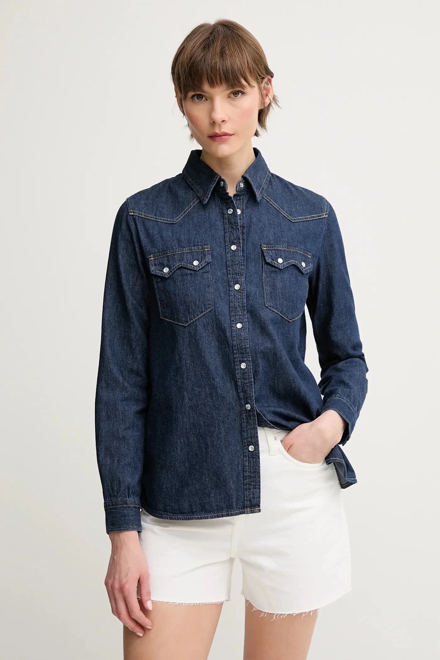 Джинсовая рубашка