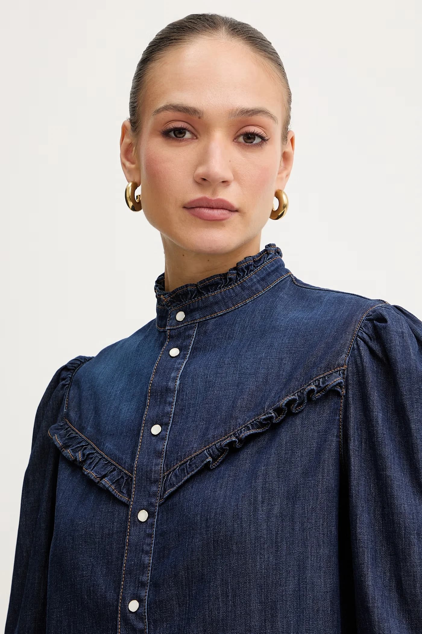 Джинсовая рубашка - фото 4